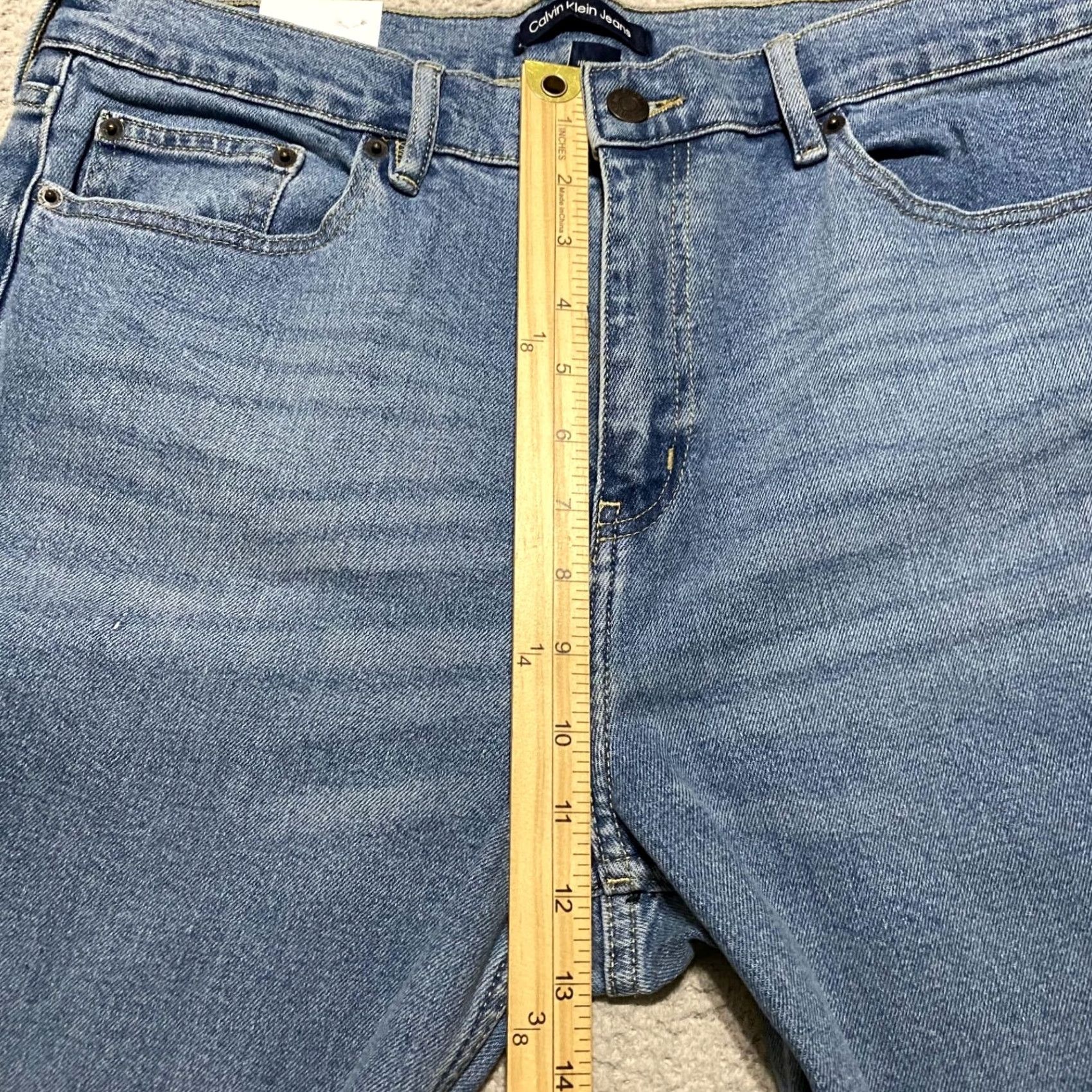 Calvin Klein Calvin Klein Jeans Blue Denim 14 Womens Straight 26in Inseam Medium Wash Regular Fit 5-Pocket Denim NWT Jeans Size 36" / US 14 / IT 50 - 7 Thumbnail