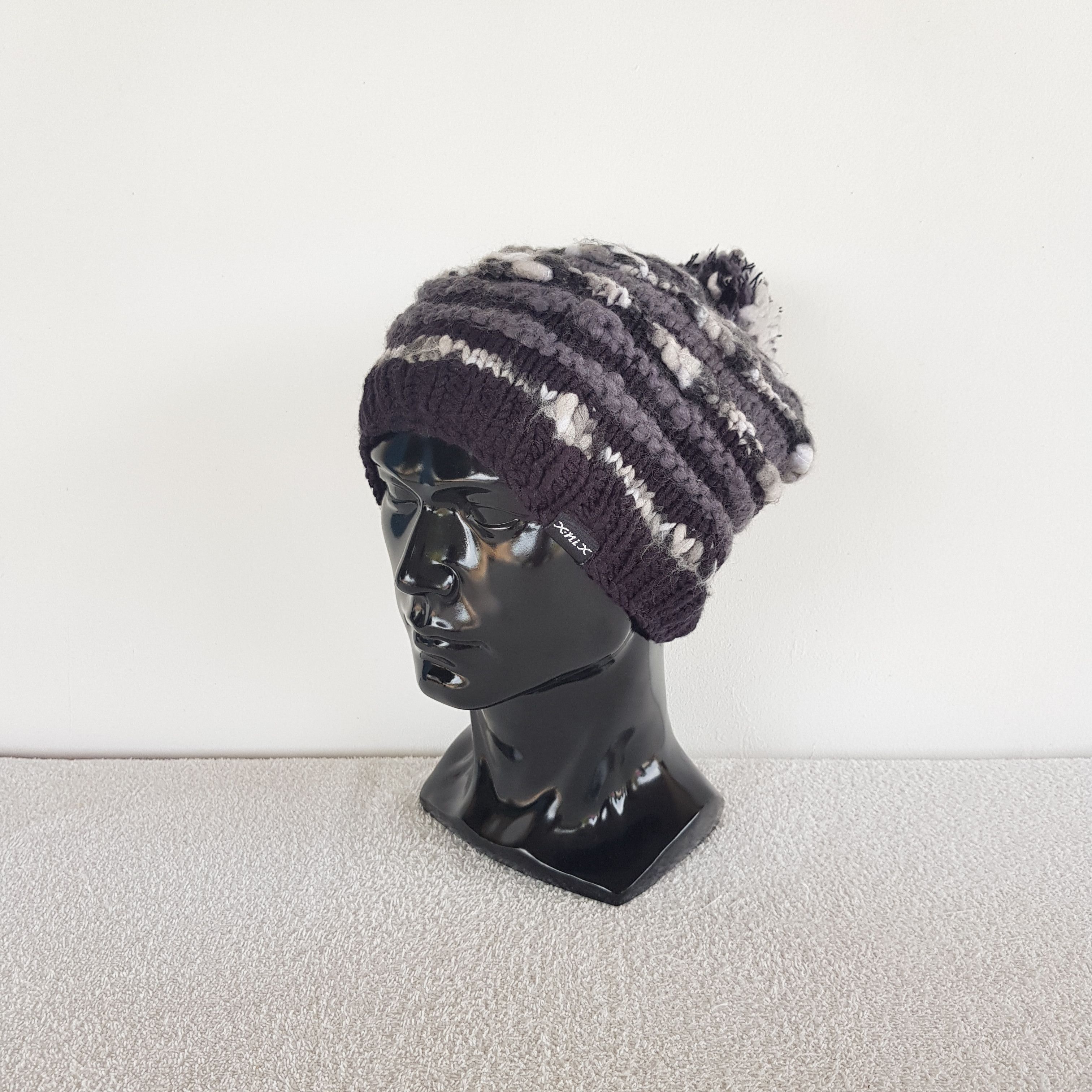 Other Vintage Japanese Ribbed Beanie Knit Crochet Snow Caps Hats. Size ONE SIZE - 1 Thumbnail