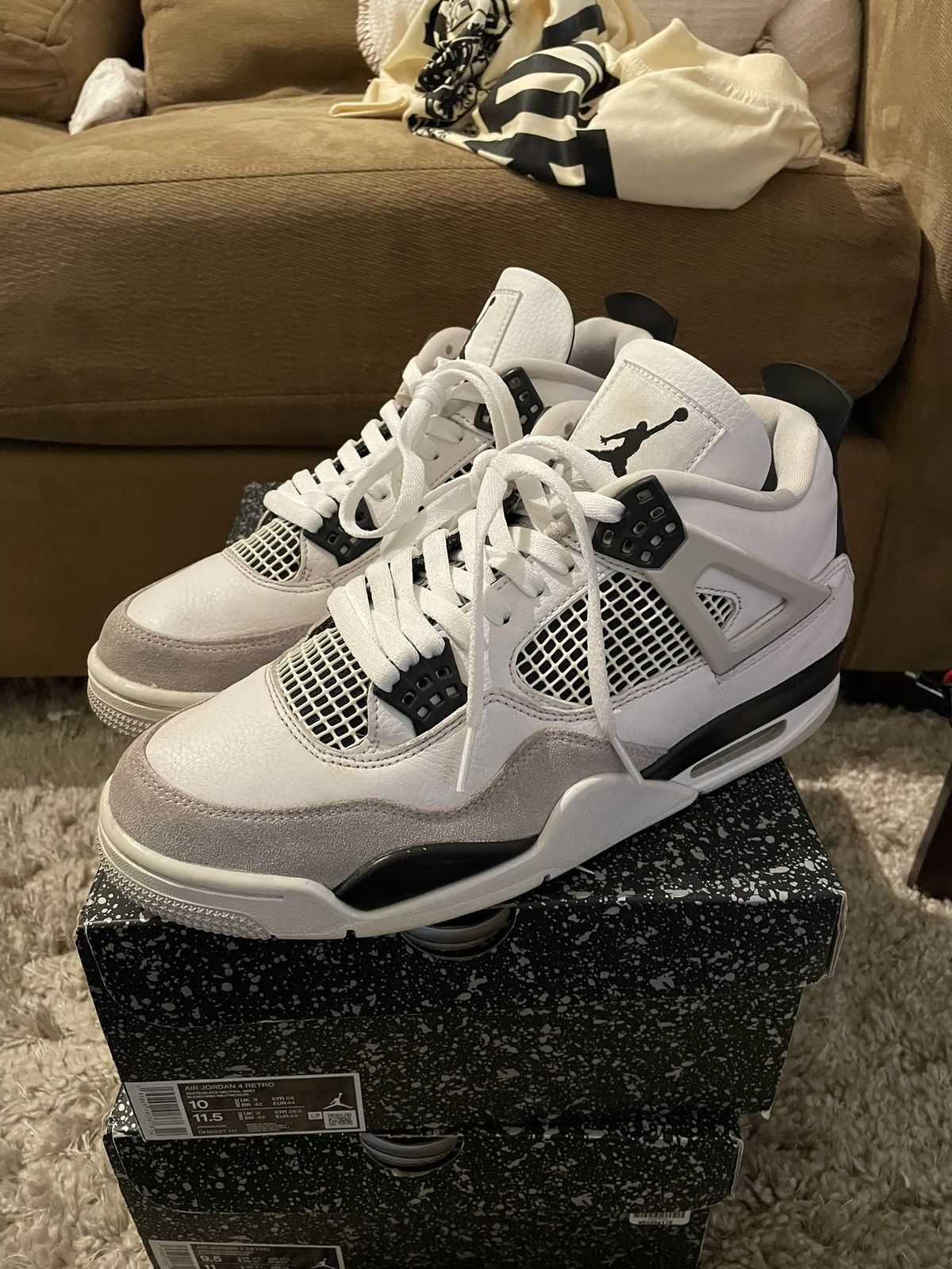 Jordan Brand JORDAN 4 MILITARY BLACK SZ 10 Size US 10 / EU 43 - 1 Thumbnail