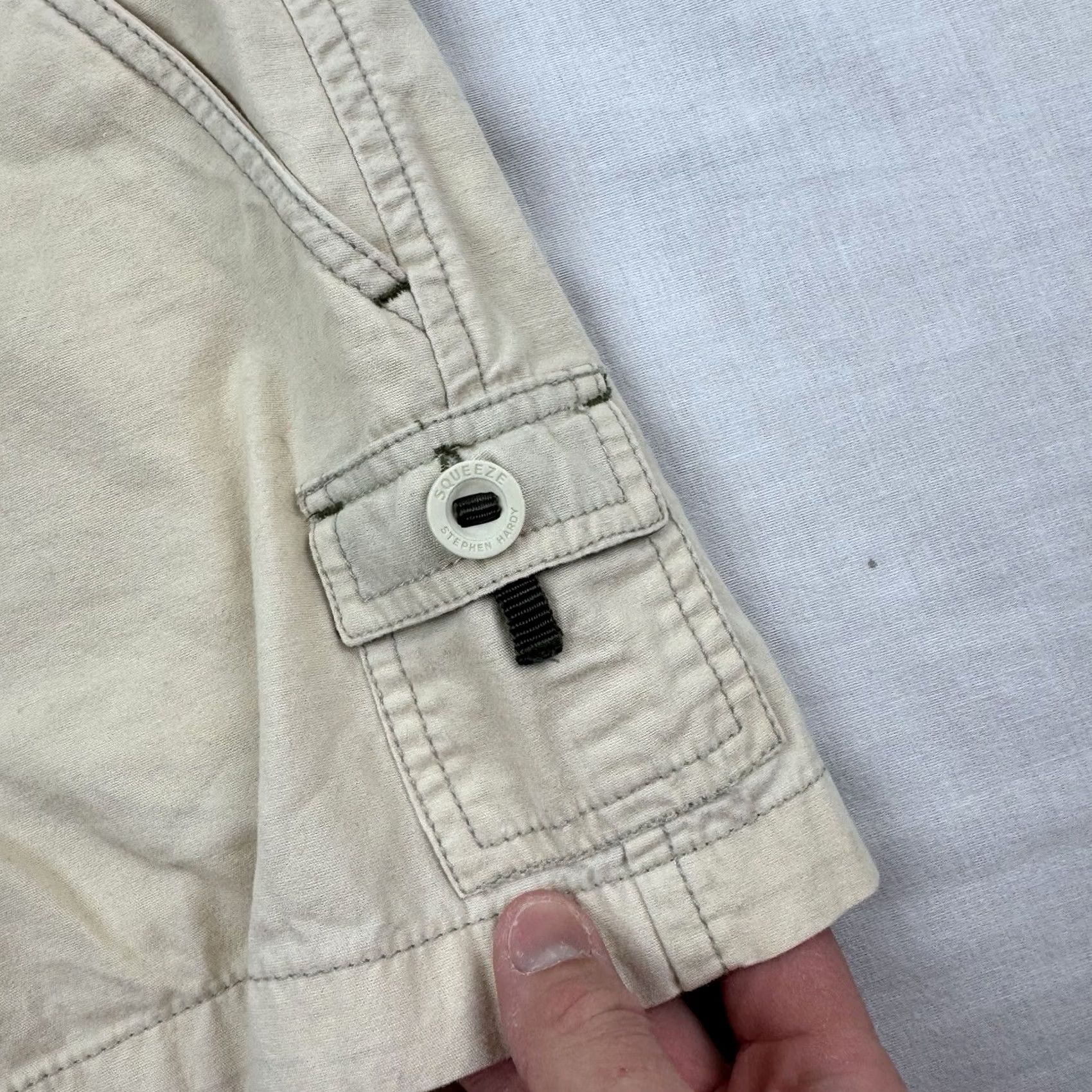 Vintage VINTAGE Squeeze Shorts Womens 7/8 Khaki Pockets Hipster Short Shorts Low Rise Cargo Casual 8 Beige Womens Size 30" / US 8 / IT 44 - 2 Thumbnail