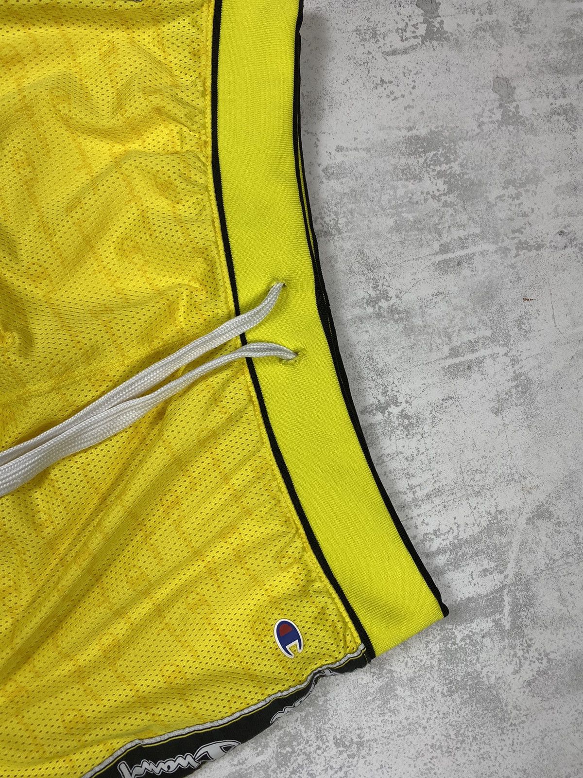 Champion ibrant Yellow Champion Mesh Shorts with Logo Side Taping Size US 34 / EU 50 - 4 Thumbnail