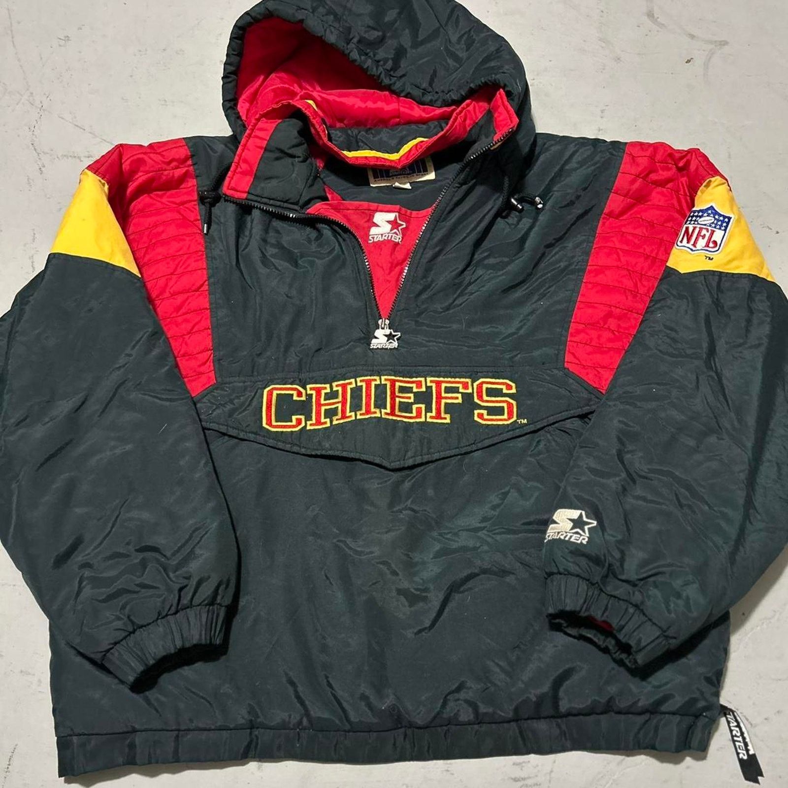 Starter Vintage 90s Hood Pullover Puffer Kansas City Chiefs Starter Size US L / EU 52-54 / 3 - 1 Thumbnail