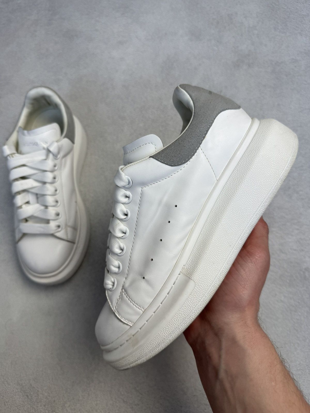 Alexander McQueen Alexander McQueen Oversized Leather Sneakers White size37 Size US 6.5 / IT 36.5 - 6 Thumbnail