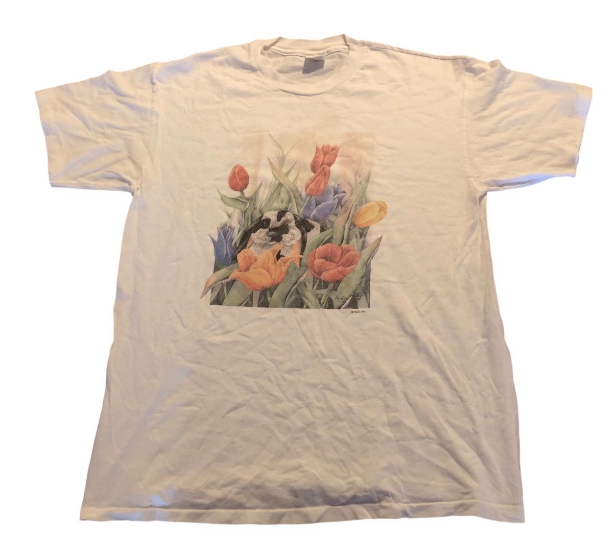 Vintage Vintage 90s Rabbit Among Tulips T Shirt S/XL Size US XL / EU 56 / 4 - 1 Thumbnail