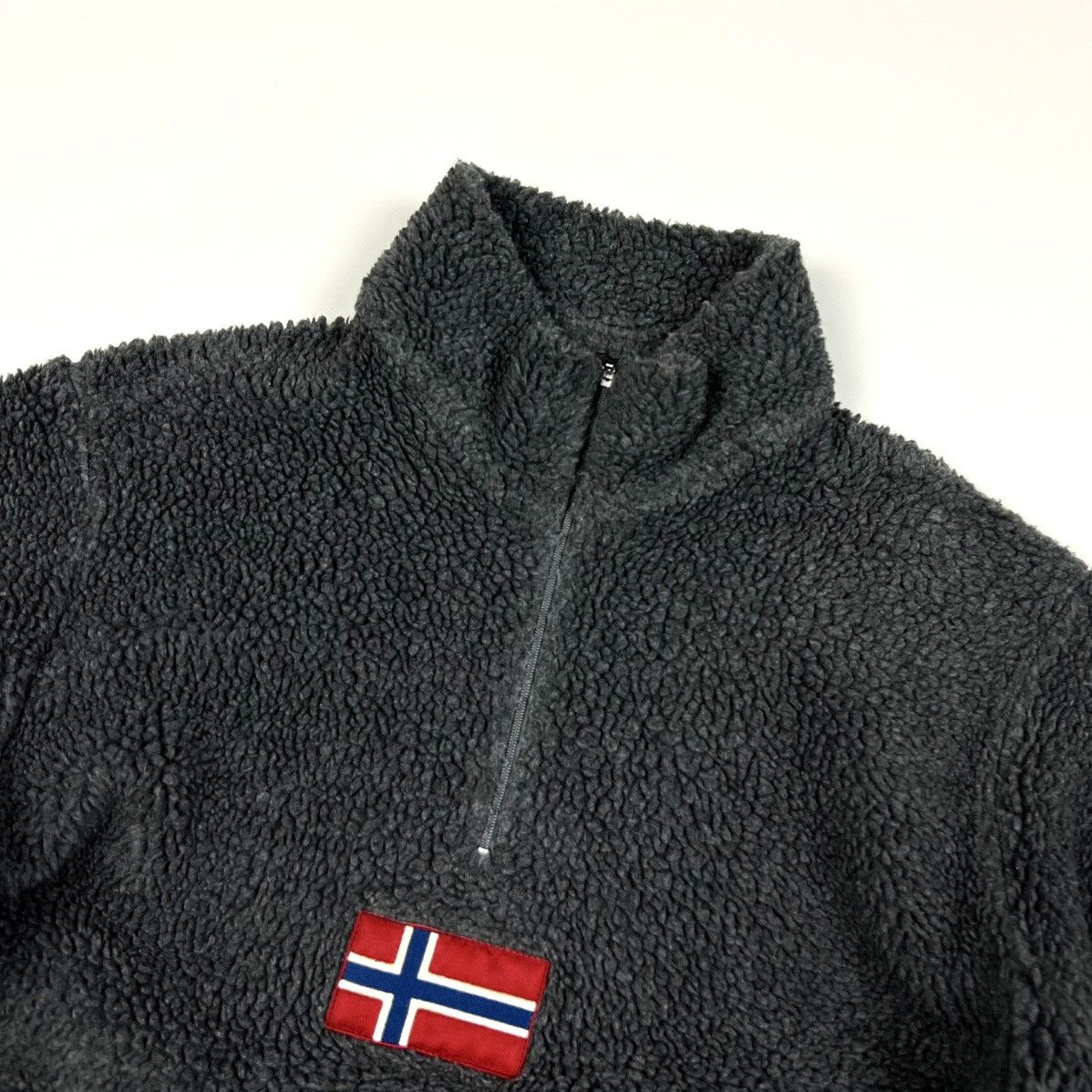 Napapijri × Vintage Vintage Napapijri Grey Casual 1/4 Zip Sherpa Jacket Size M Size US M / EU 48-50 / 2 - 5 Thumbnail