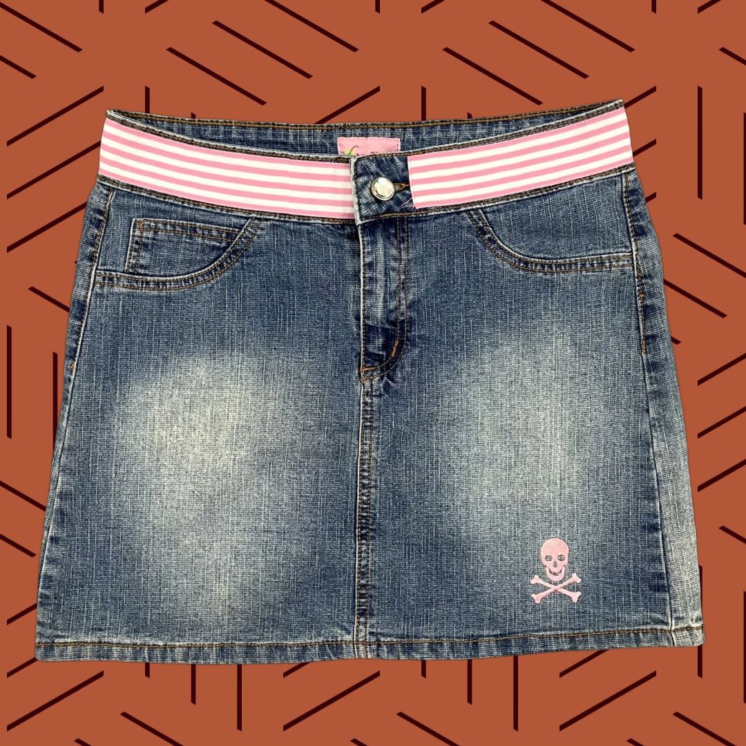 Denime Molly B Denim Mini Skirt Womens Sz 2 Blue Skull Embroidered Ribbon Y2K Cute Pockets Short Regular Size 2 Size 26" / US 2 / IT 38 - 1 Thumbnail