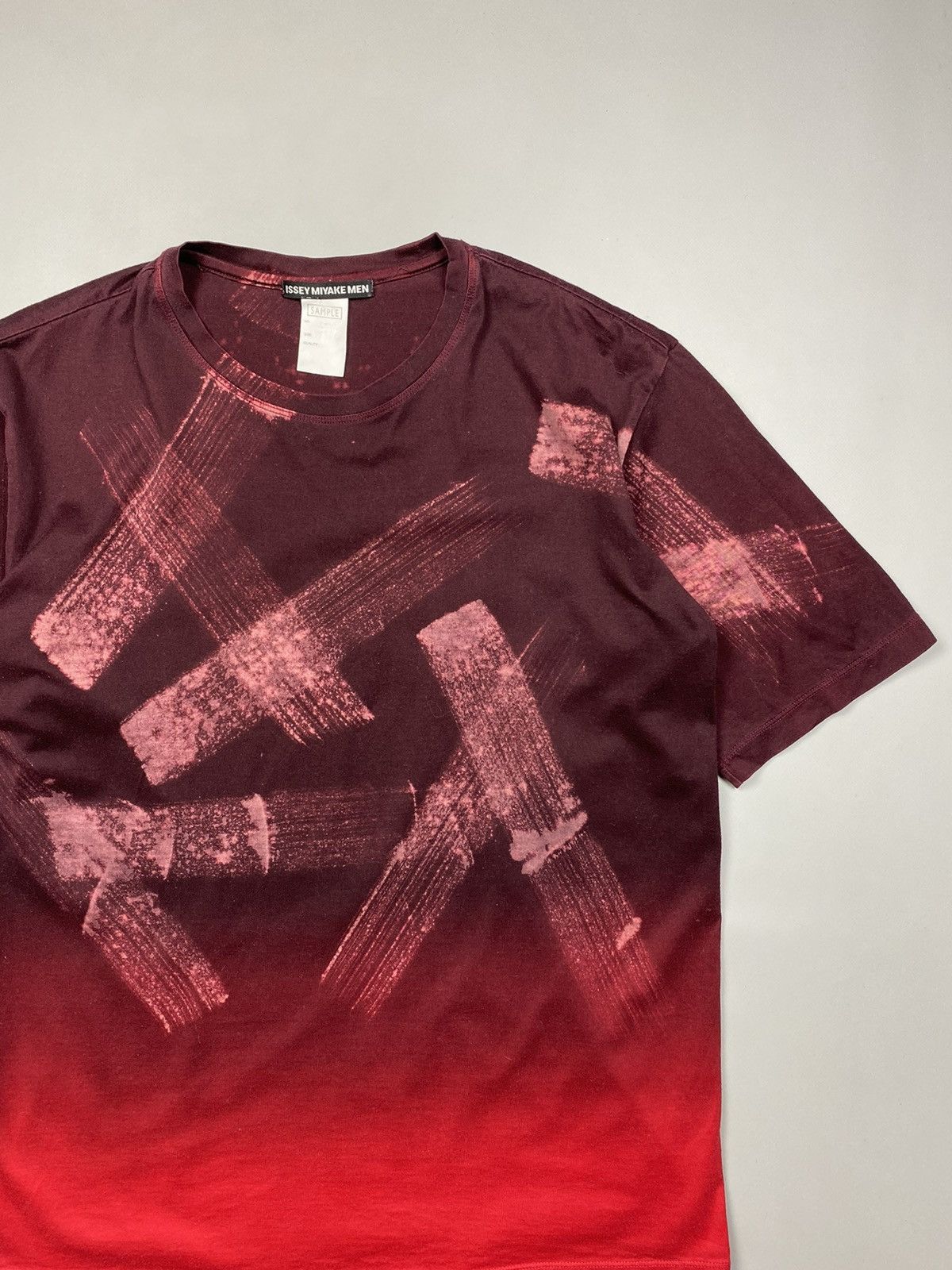 Issey Miyake Issey Miyake Men painted vintage sample t shirt size M/L Size US M / EU 48-50 / 2 - 3 Thumbnail