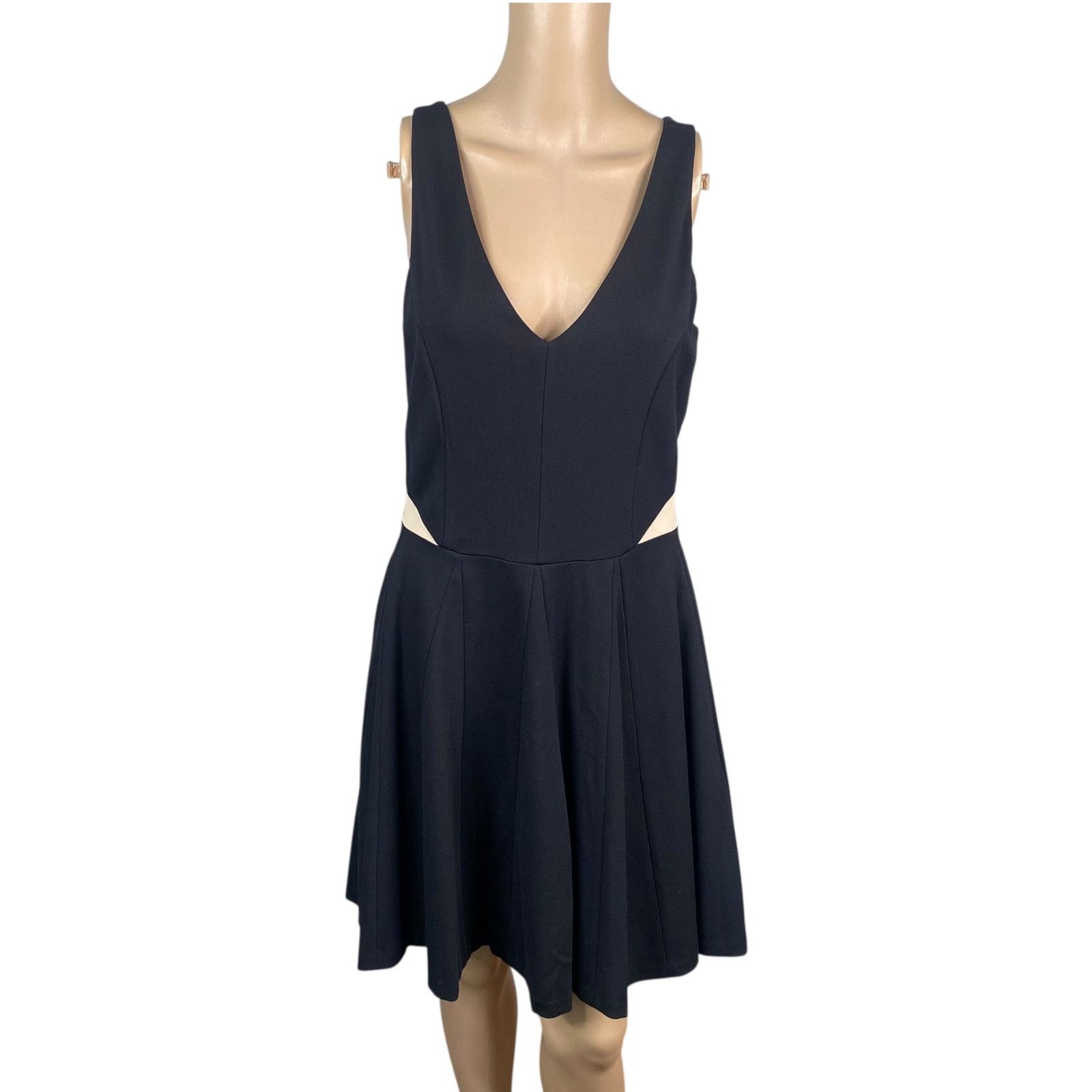 Anthropologie Erin Fetherston Black Ponte Mesh Fit & Flare Dress - Size 6 Size M / US 6-8 / IT 42-44 - 1 Thumbnail