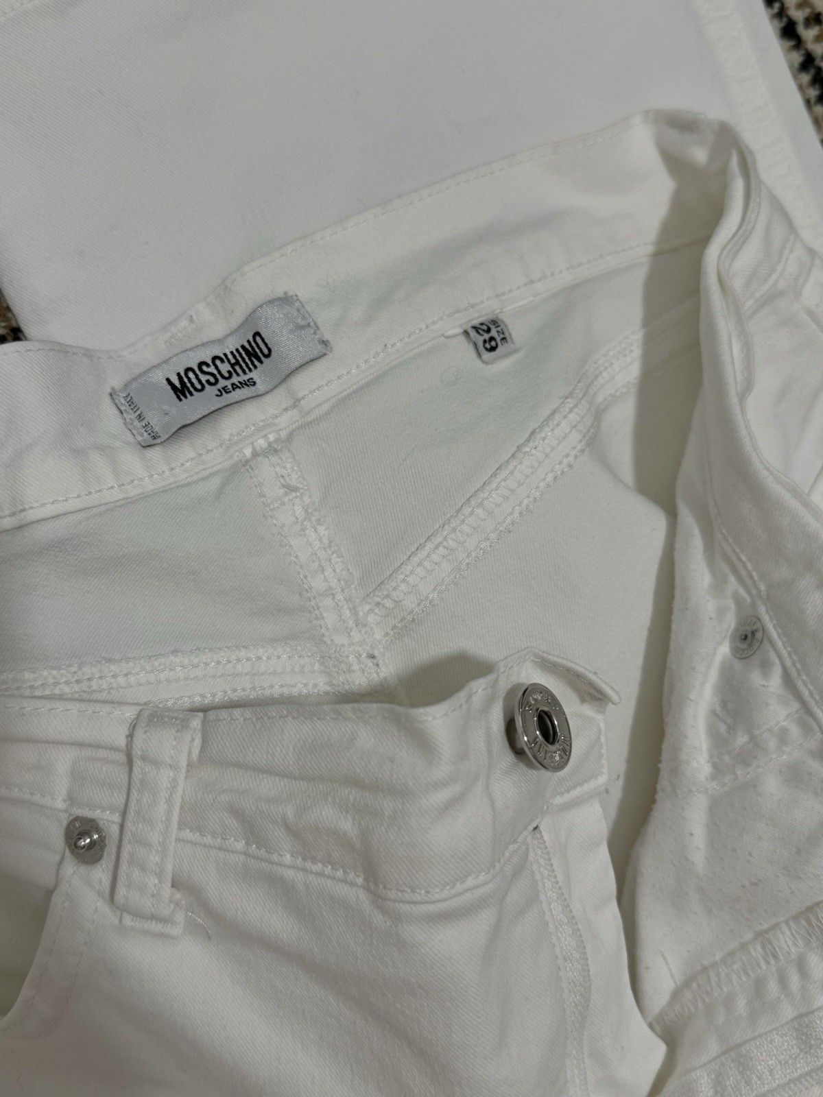 Moschino DDP Moschino Jeans Vintage Flared Pants Mid Rise Size 29 Size 24" / US 00 / IT 34 - 11 Thumbnail