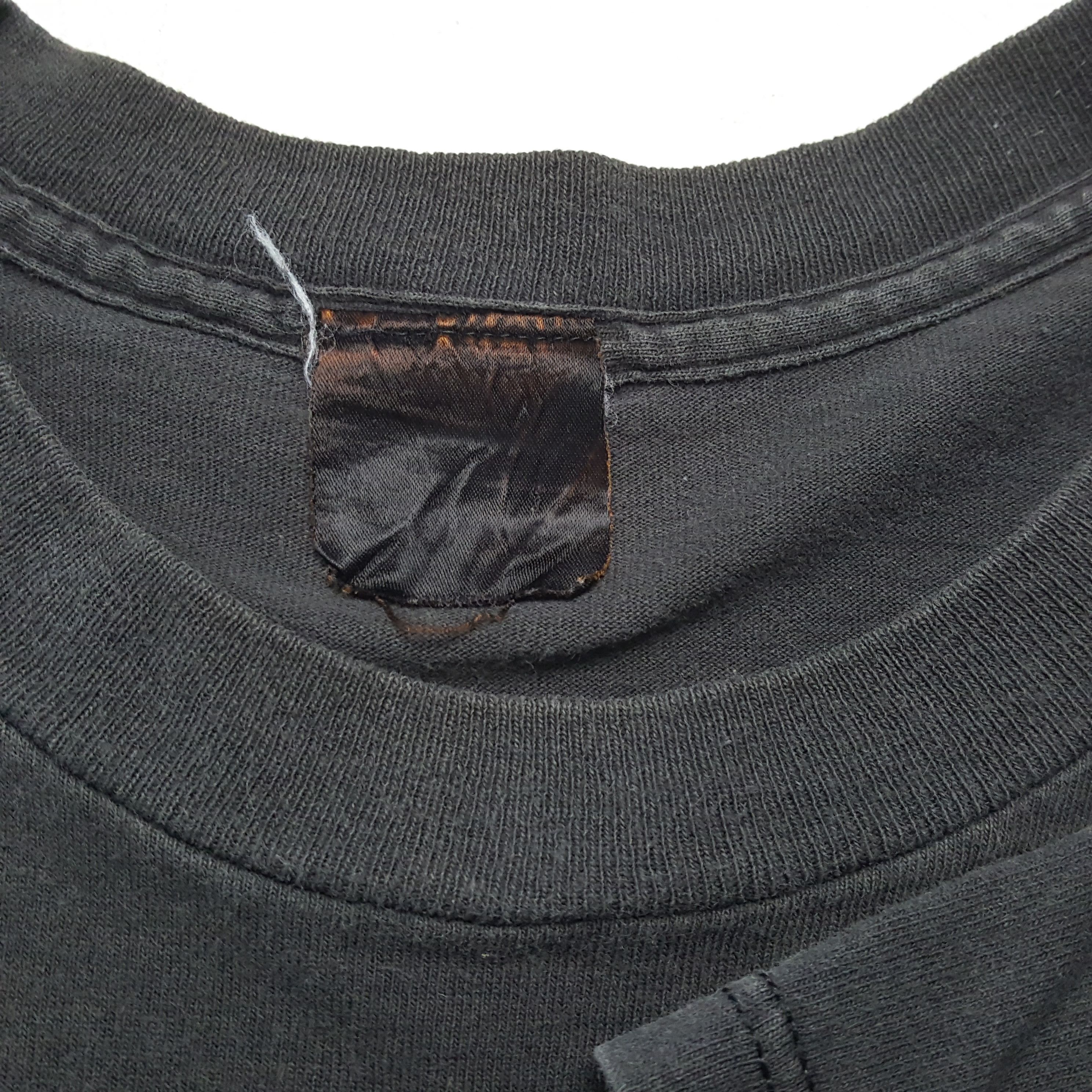 Vintage BRONZE AGE Surfing Style Skulls Design Vintage Tshirt Size US M / EU 48-50 / 2 - 7 Thumbnail