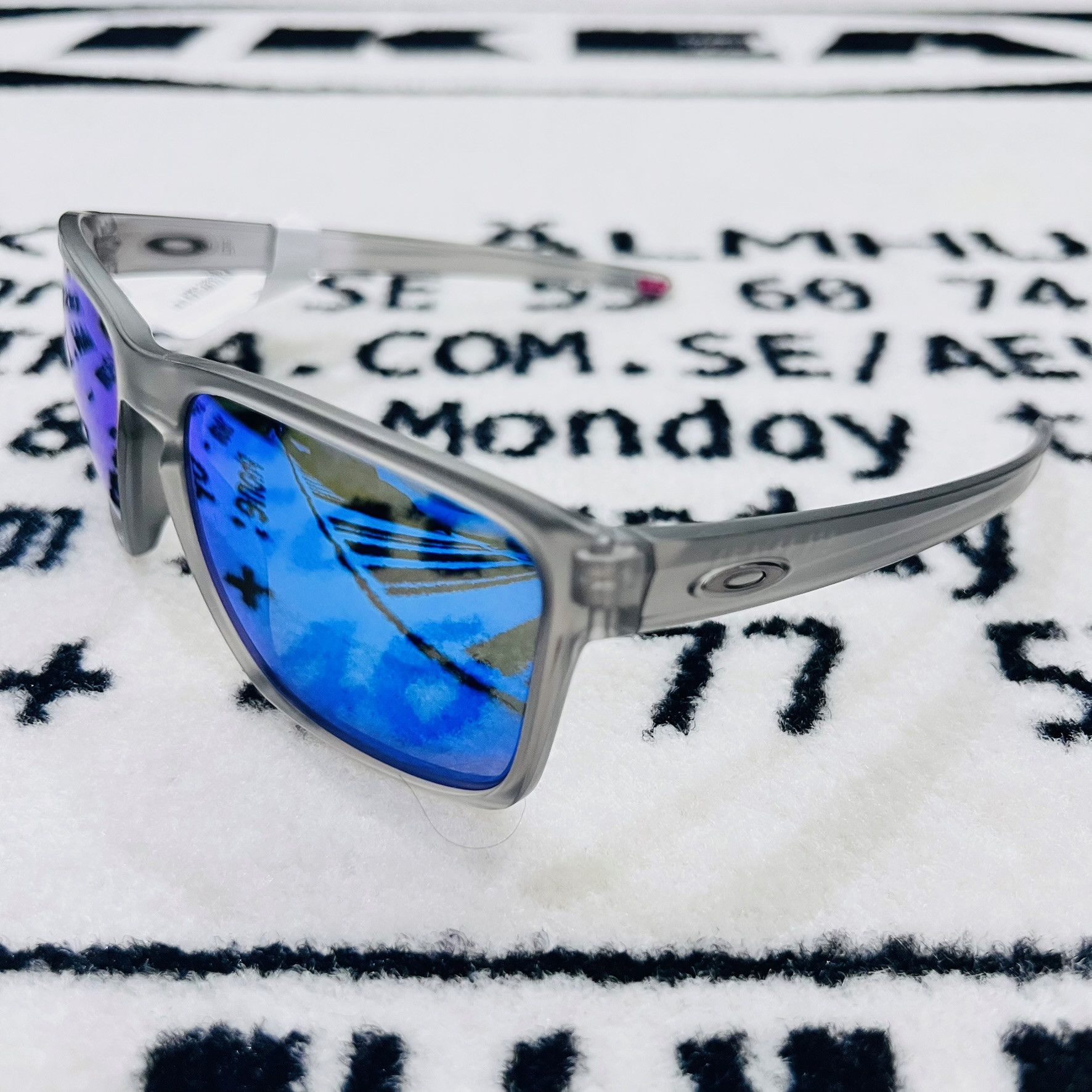 Oakley Oakley Sliver XL Sapphire Polarized Lenses, Grey Sunglasses Size ONE SIZE - 3 Thumbnail