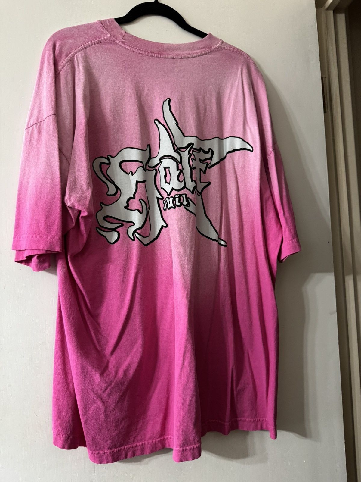 Half Evil Pink Ombre Half Evil 333 Graphic T-Shirt. Size US XXL / EU 58 / 5 - 4 Thumbnail