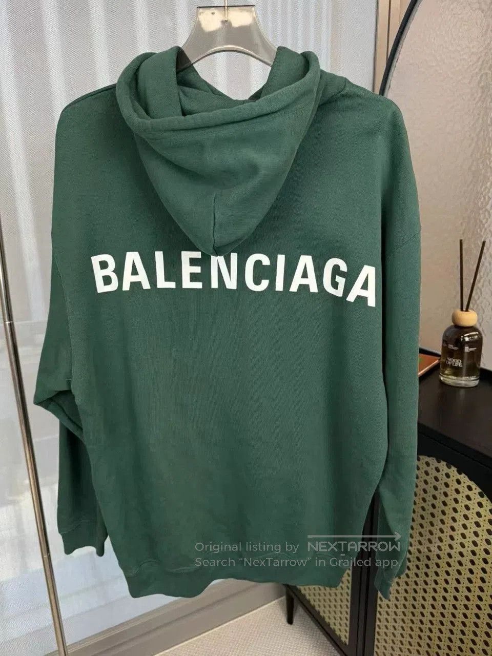 Balenciaga Balenciaga Green Back Logo Hoodie. Size US S / EU 44-46 / 1 - 2 Thumbnail