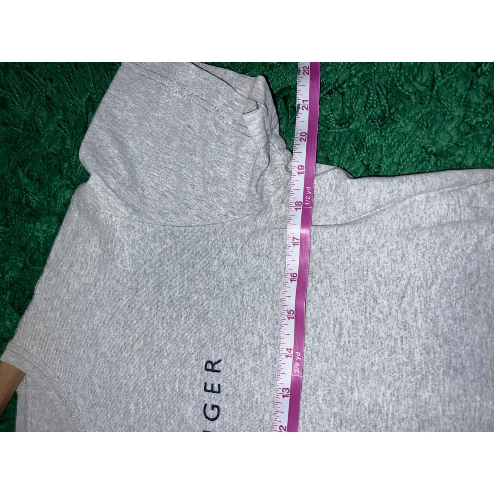Tommy Hilfiger Womens Tommy Hilfiger Gray Top Shirt Tee Women 90s Y2K M Size M / US 6-8 / IT 42-44 - 8 Thumbnail