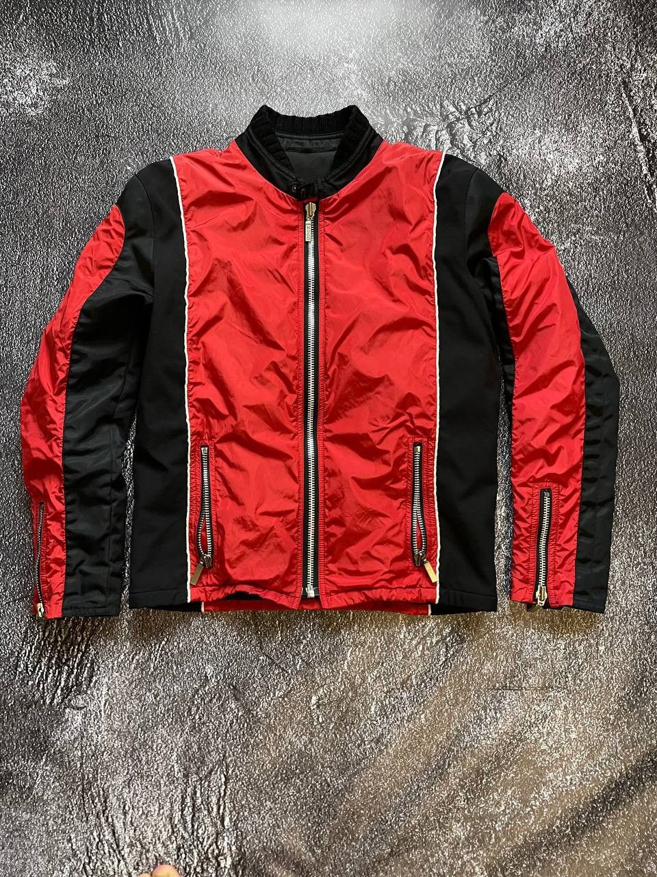 Hugo Boss Hugo Boss Red/Black Panel Zip Bomber Jacket – Techwear Style Size US S / EU 44-46 / 1 - 1 Thumbnail