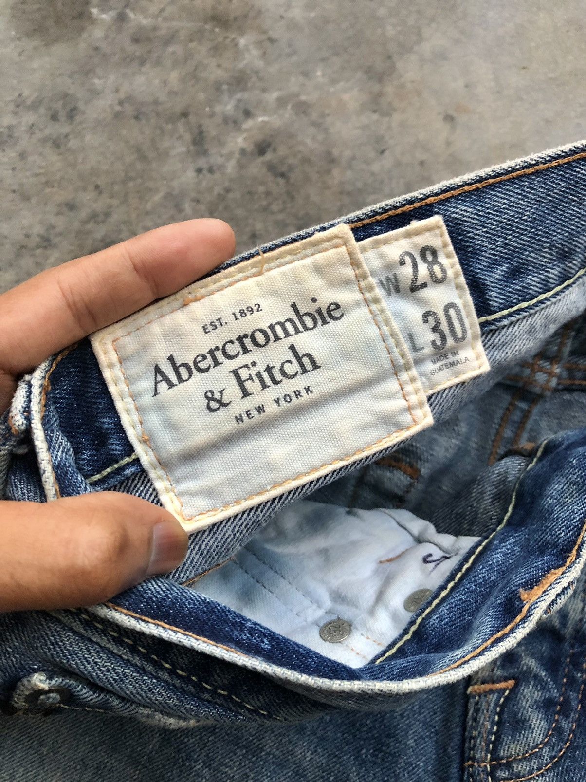 Abercrombie & Fitch BOOTCUT FLARED A&F DISTRESSED DENIM Size US 31 - 5 Thumbnail
