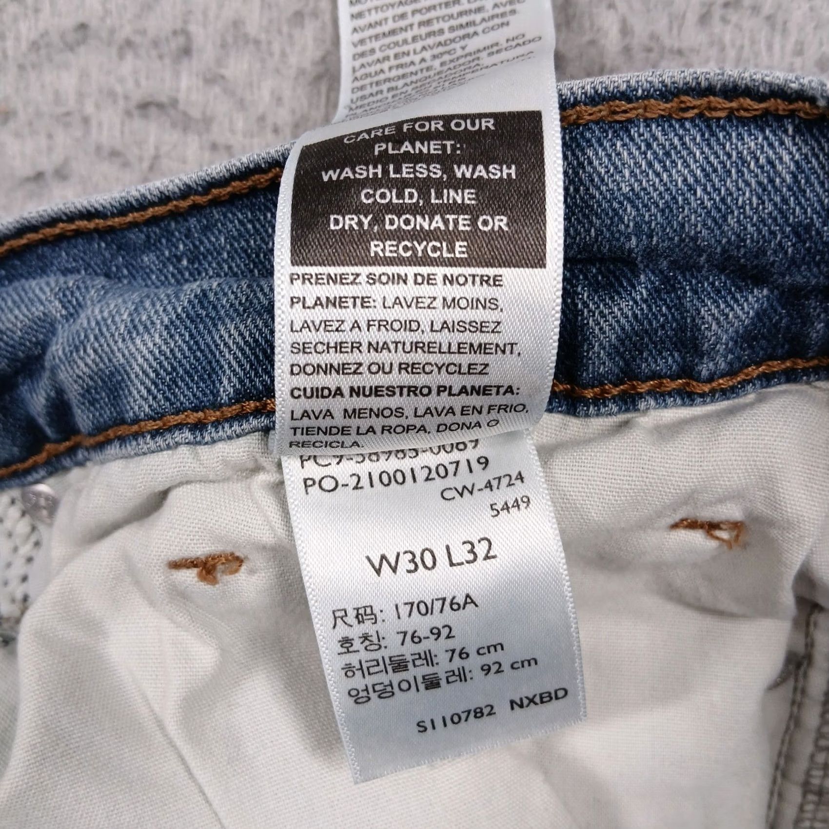 Vintage Levi Strauss Signature Jeans Men 30x32 Light Wash Denim Straight Relaxed Blue 5-Pocket Denim/Denim Button Zip Casual Pants Size US 30 / EU 46 - 6 Thumbnail