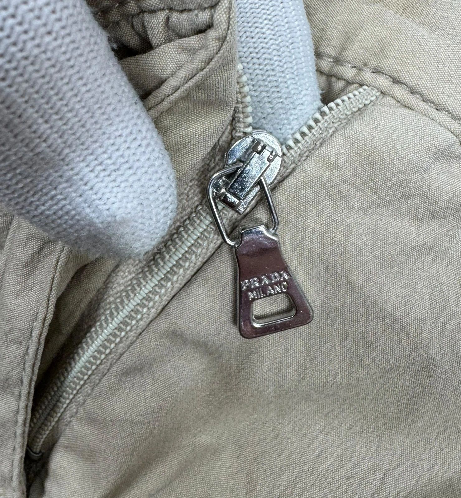 Prada Prada Milano Crop Pants Vintage size 42 Size 28" / US 6 / IT 42 - 15 Thumbnail