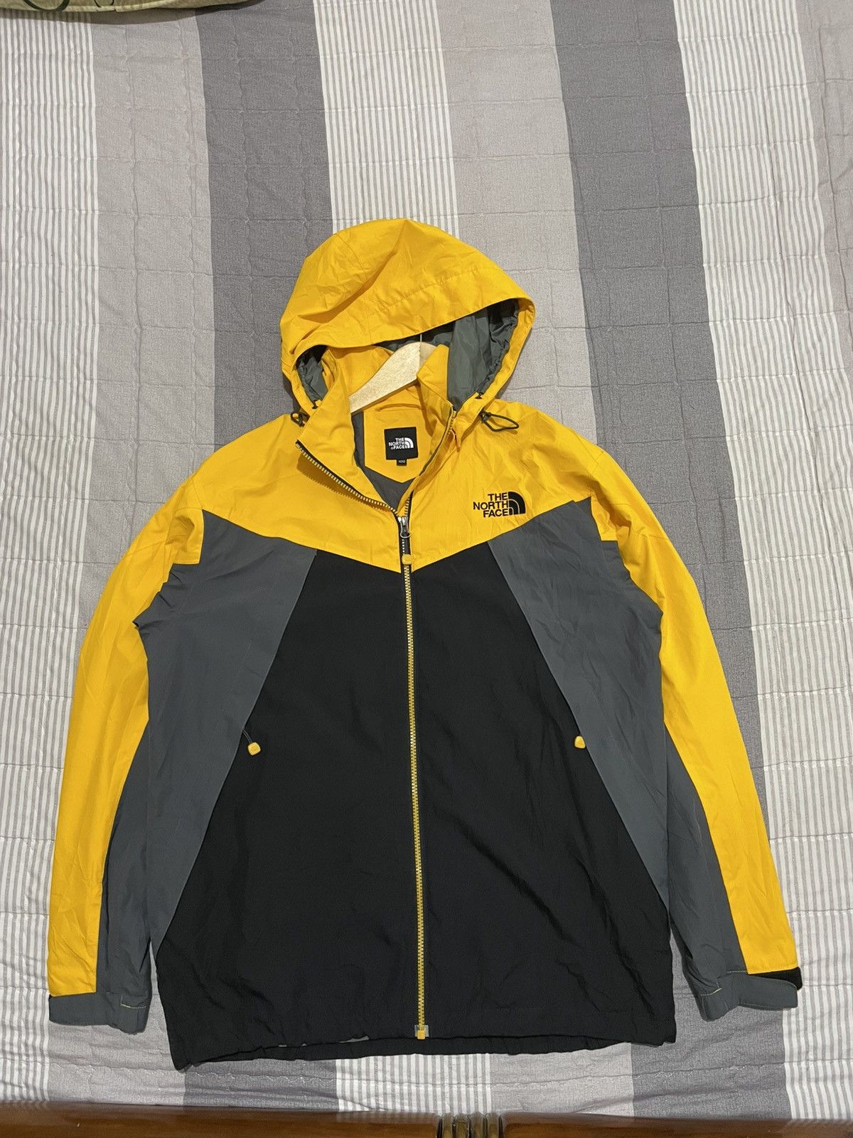 The North Face THE NORTH FACE JACKET Size US XL / EU 56 / 4 - 1 Thumbnail