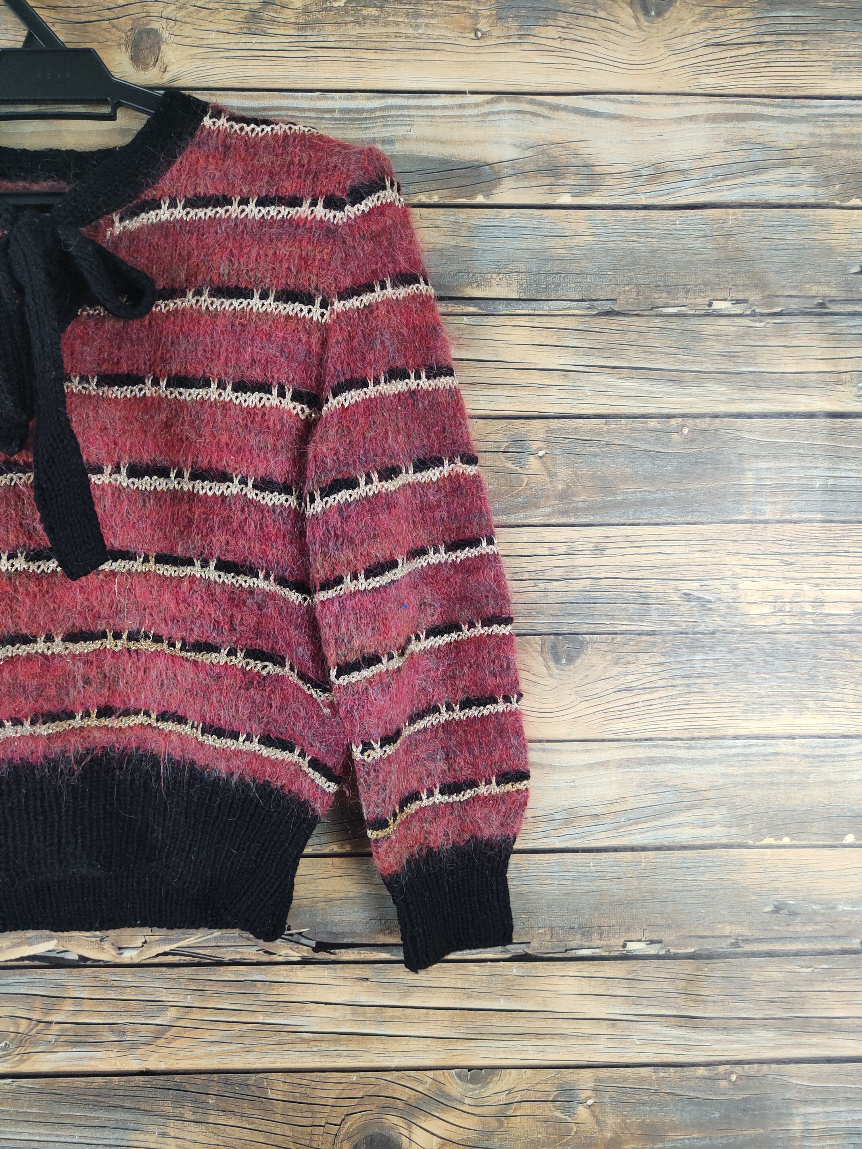 Aran Isles Knitwear Japanese Brand Red Wool Knitwear Crop Tops #W1769 Size S / US 4 / IT 40 - 5 Thumbnail