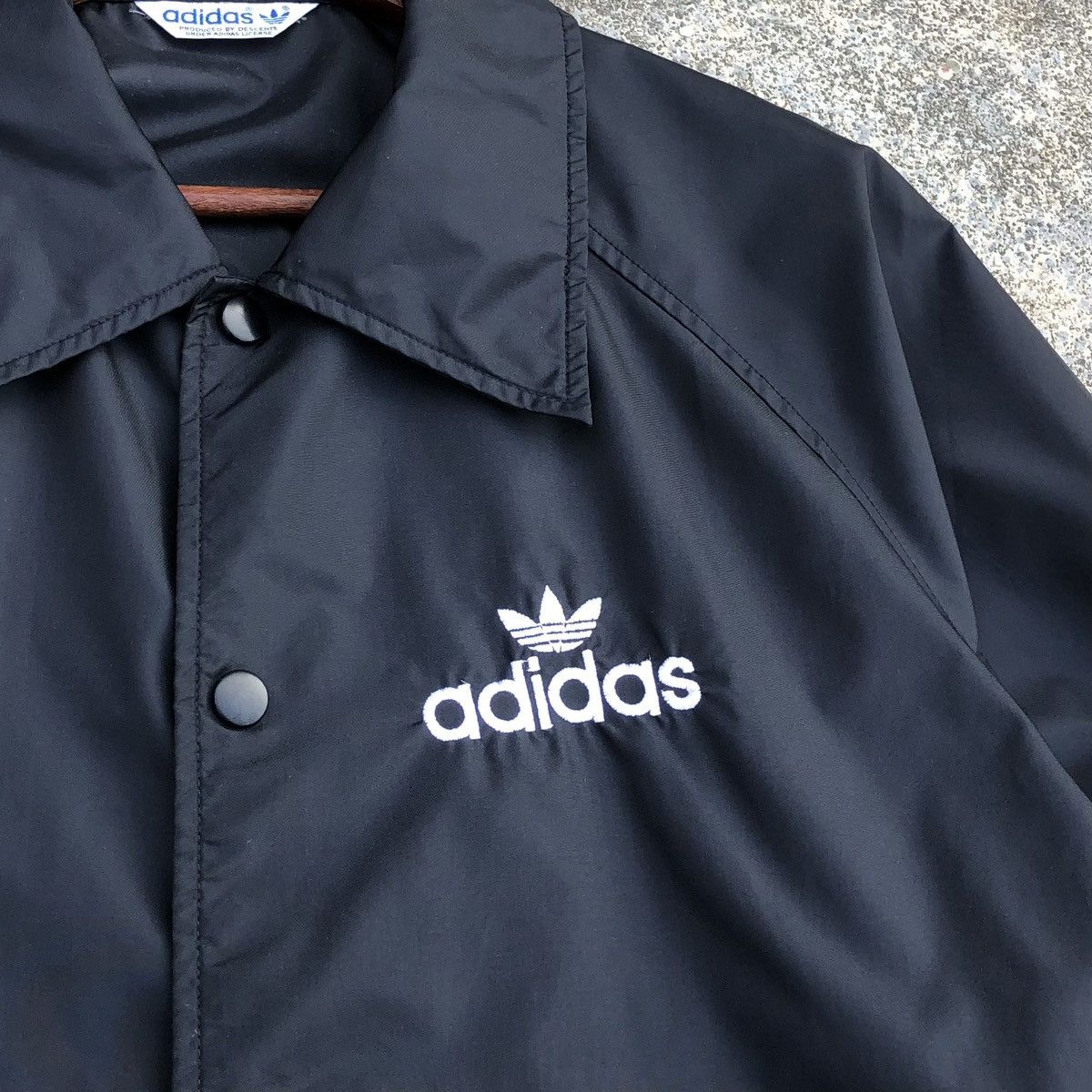 Adidas VTG Adidas 80s Descente License Trefoil Black Coach Jacket Size US M / EU 48-50 / 2 - 8 Thumbnail