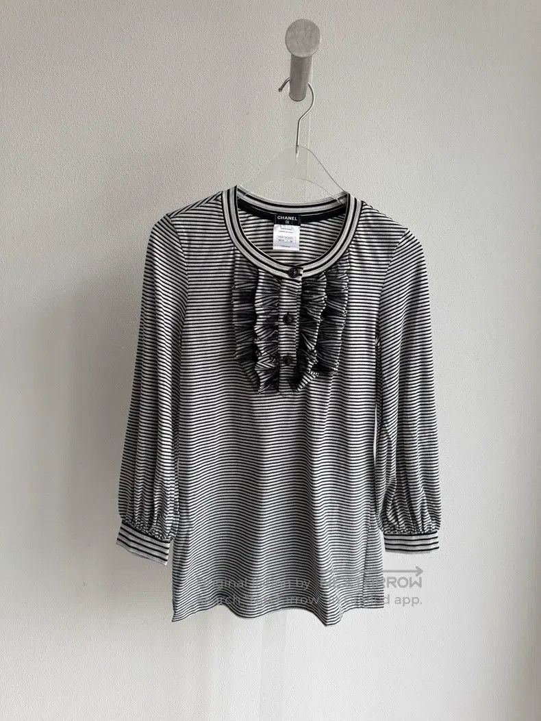 Chanel Chanel Black and white striped long sleeves Size XXS / US 00 / IT 34 - 1 Thumbnail