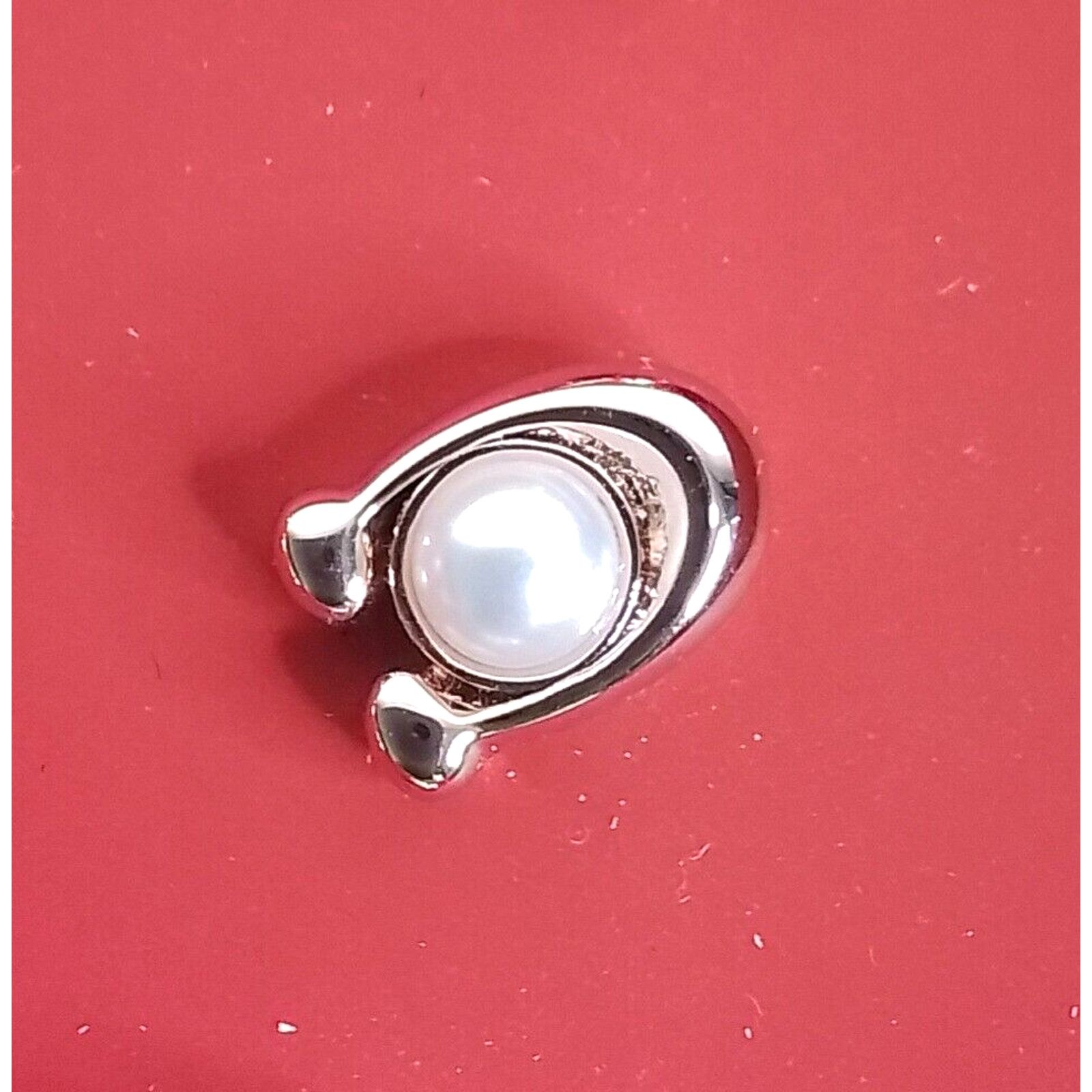 Coach Coach Women's Signature Pearl Bow Earrings Three Pairs NIB Size ONE SIZE - 6 Thumbnail