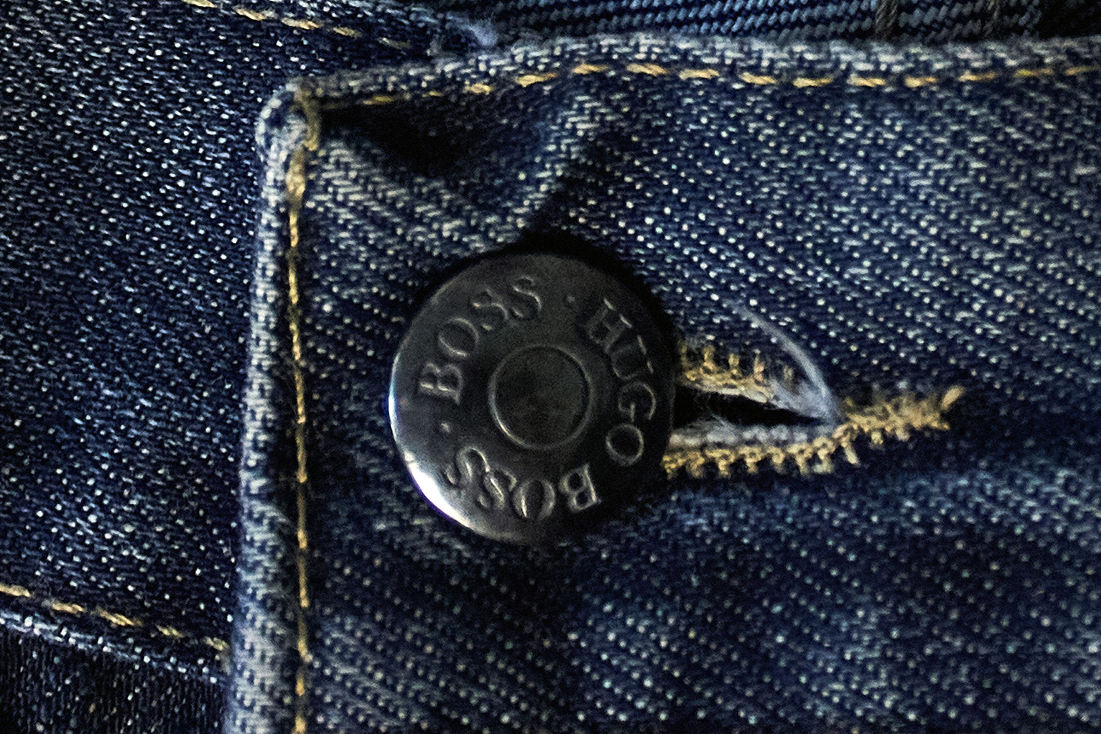 Hugo Boss Vintage Y2K Hugo Boss Classic Mens Denim Jeans Made in Italy Size US 36 / EU 52 - 10 Thumbnail