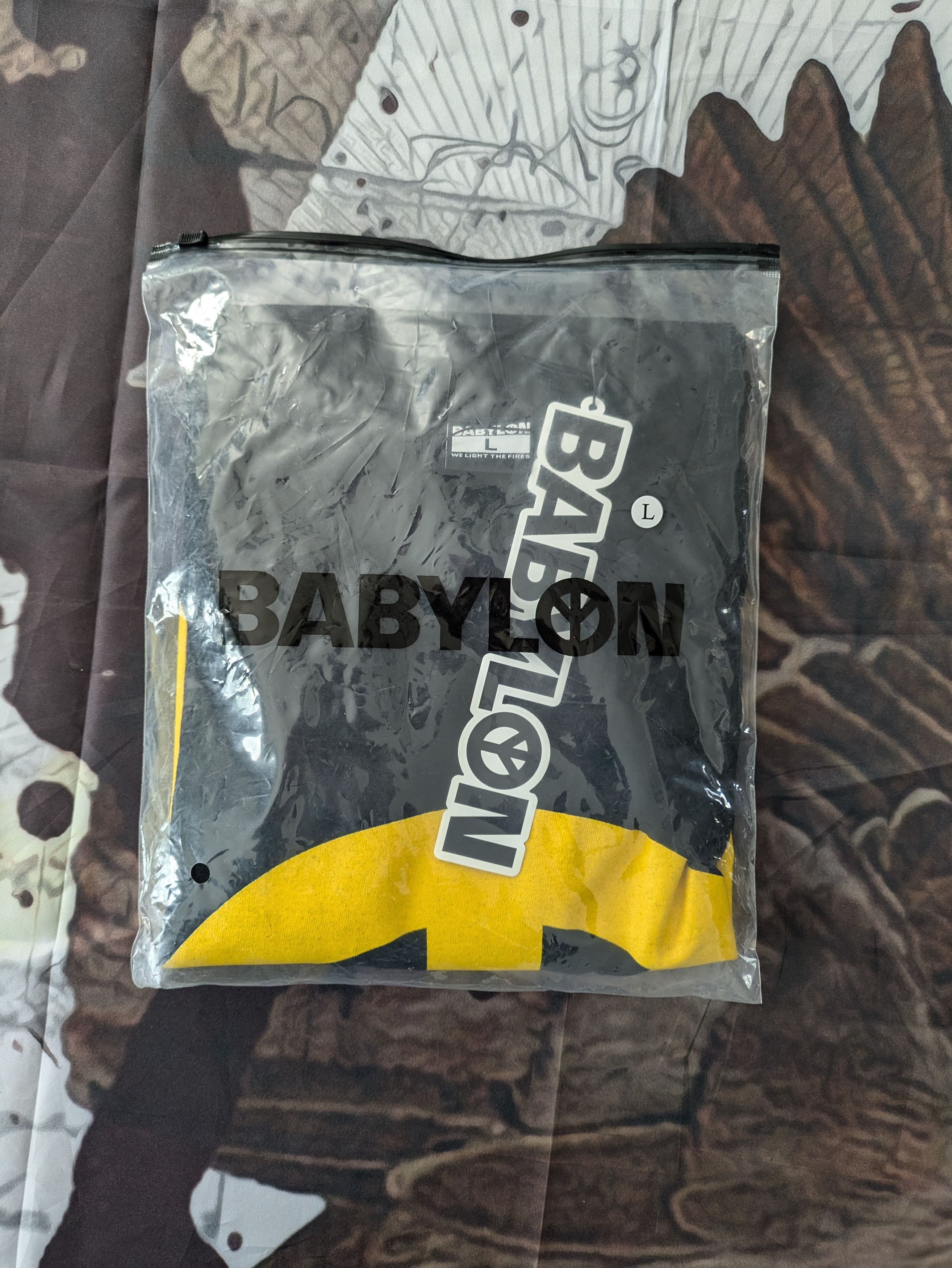 Babylon x Minions Tee Size US L / EU 52-54 / 3 - 4 Thumbnail