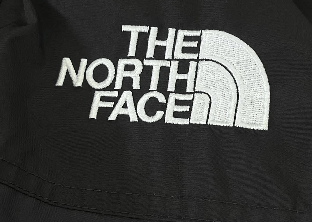 Supreme × The North Face Supreme x The North Face “By Any Means Necessary” FW15 Size US M / EU 48-50 / 2 - 6 Thumbnail
