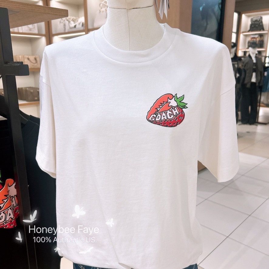 Coach Strawberry Relaxed T Shirt In Organic Cotton CAH64 Size M / US 6-8 / IT 42-44 - 1 Thumbnail
