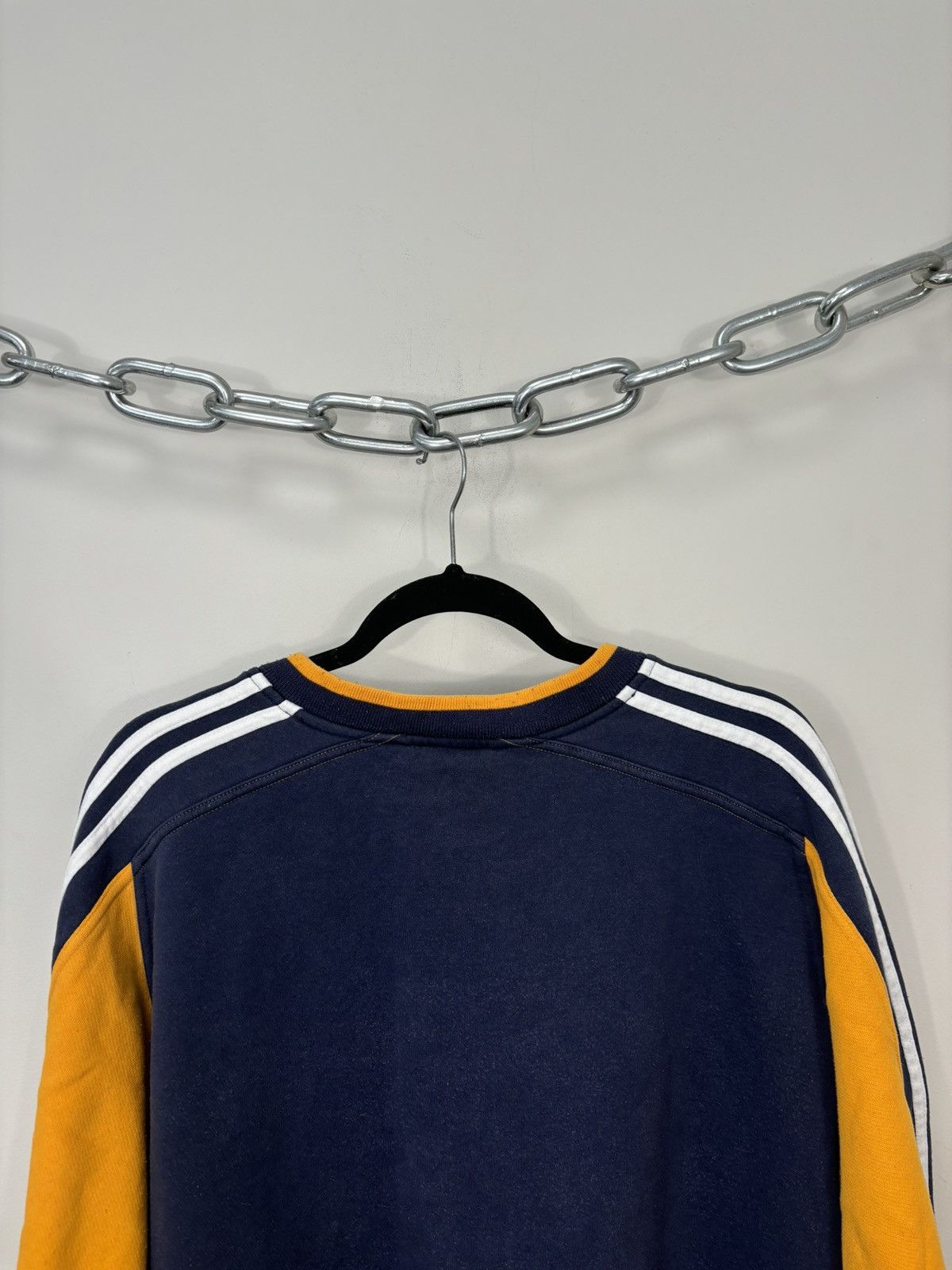Adidas Vintage 90s Adidas Y2K Logo Retro Hype Sweatshirt Size US XL / EU 56 / 4 - 13 Thumbnail