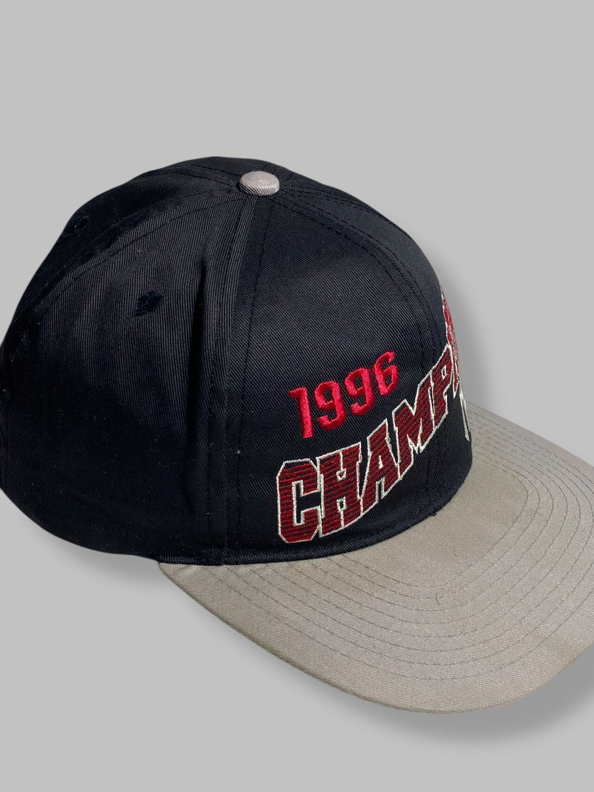 MLB Vintage 90s New York Yankees 1996 World Series Champions Cap Size ONE SIZE - 6 Thumbnail