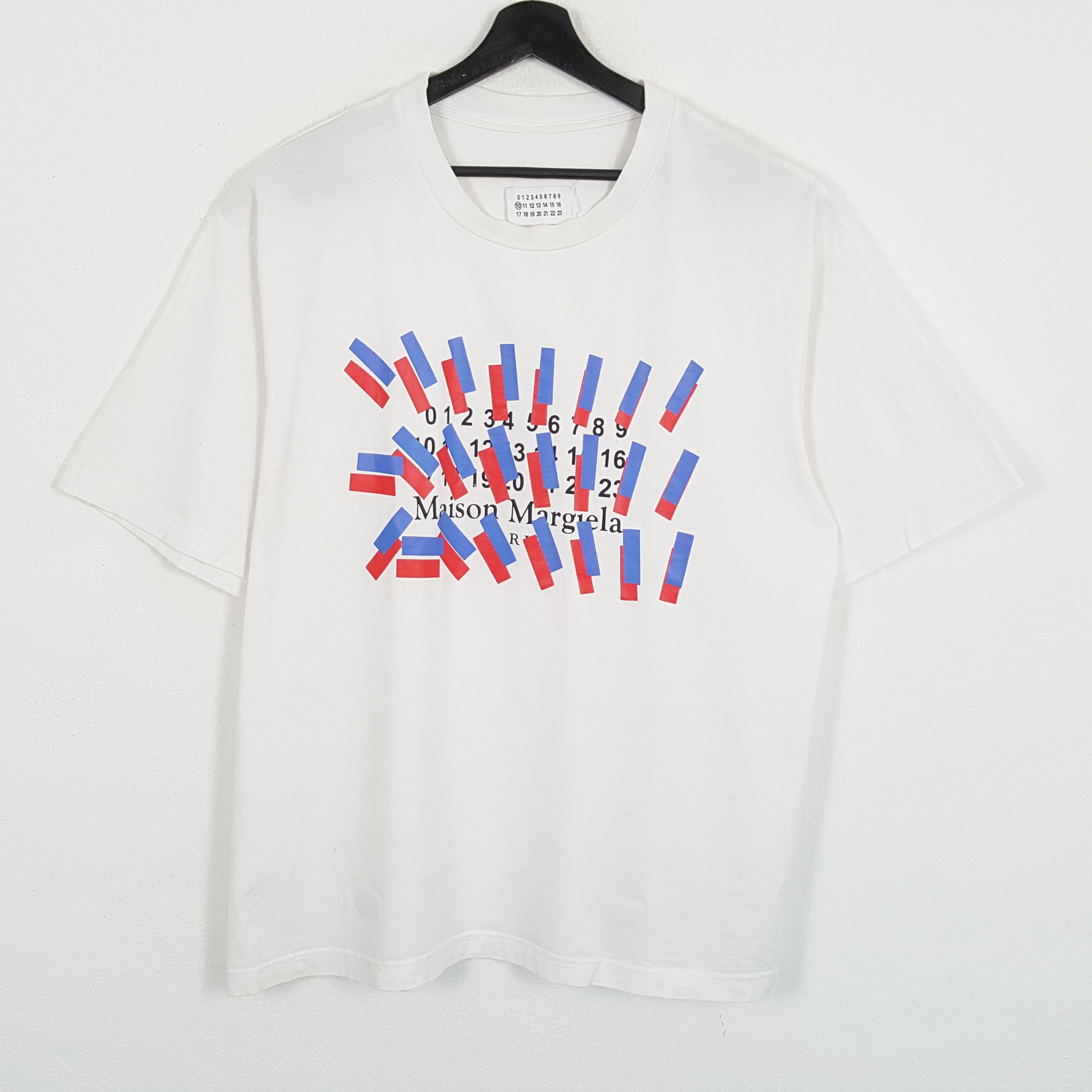 Vintage MAISON MARGIELA Fashion Designer Brand Tshirt Size US XL / EU 56 / 4 - 1 Thumbnail