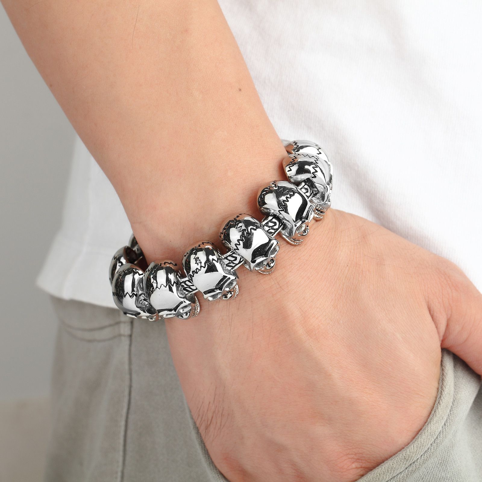 Other 21.5cm Titanium Steel 12 Skulls Super Domineering Bracelet Size ONE SIZE - 2 Thumbnail