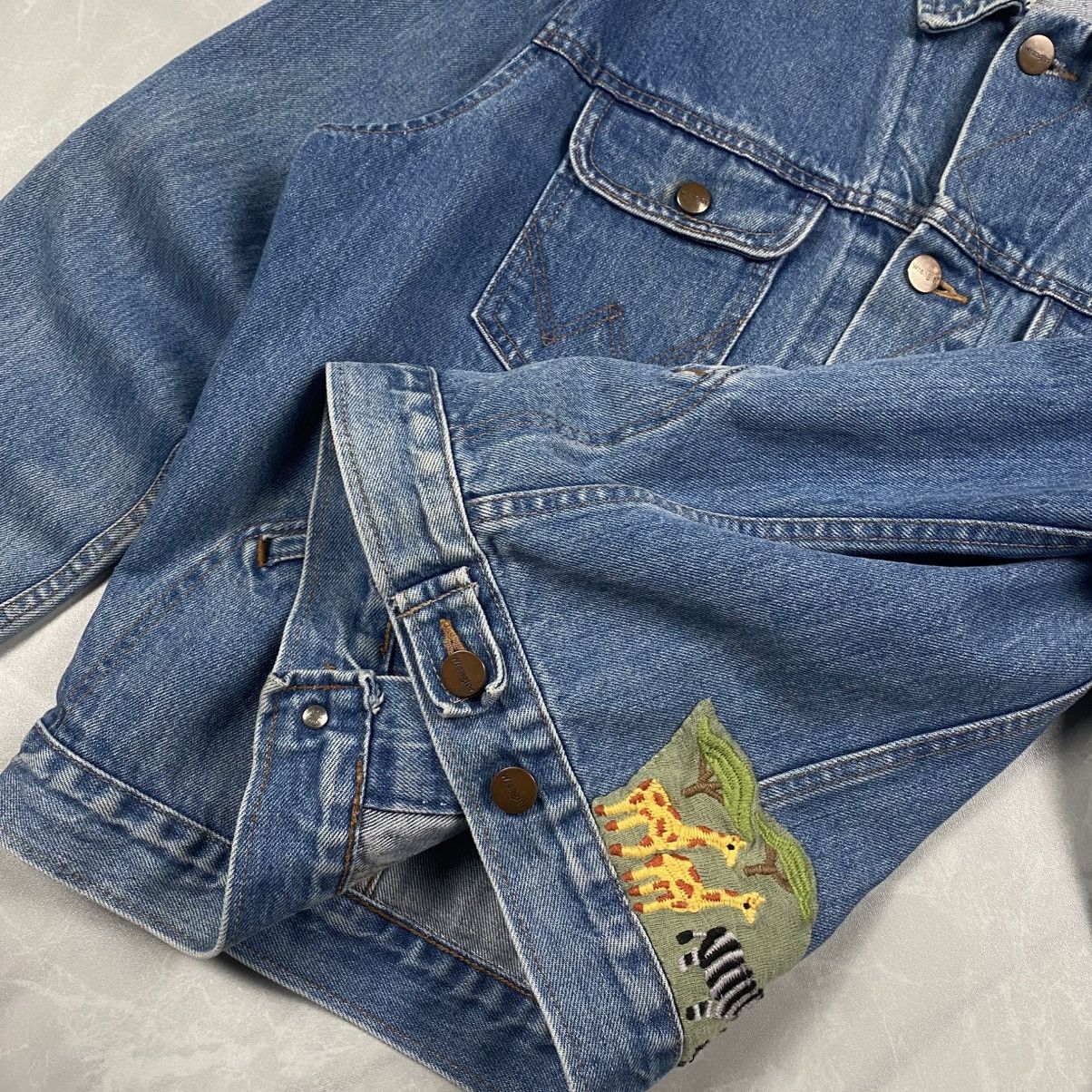 Wrangler Vintage Wrangler Japan African Soil Denim Jacket Size US S / EU 44-46 / 1 - 10 Thumbnail