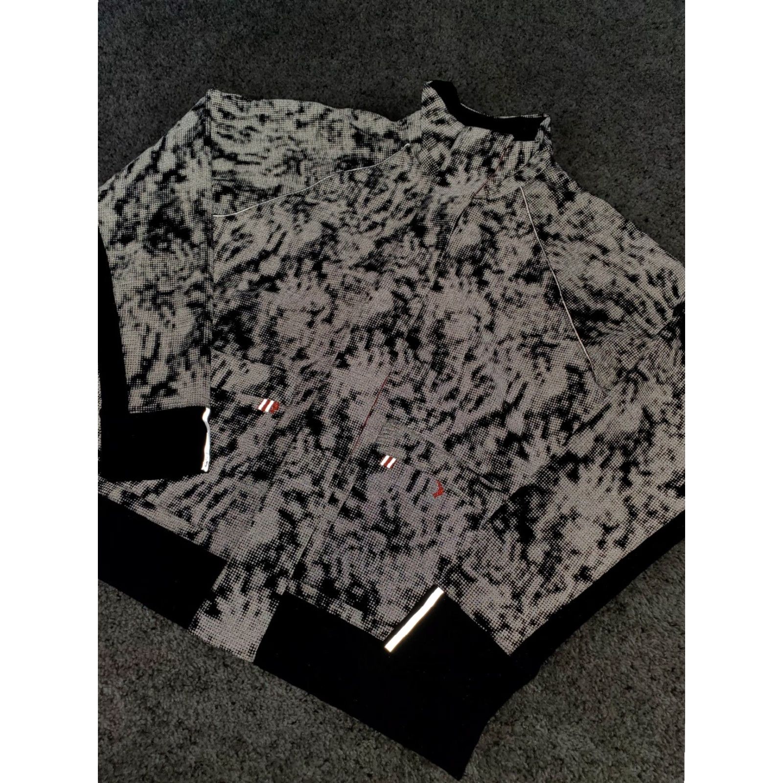 New Balance New Balance Impact Reflective Jacket Womens Large Gray Digital Camo NB Heat NWT Reflective Full Zip Windbreaker Running & Jogging Coat Size L / US 10 / IT 46 - 3 Thumbnail