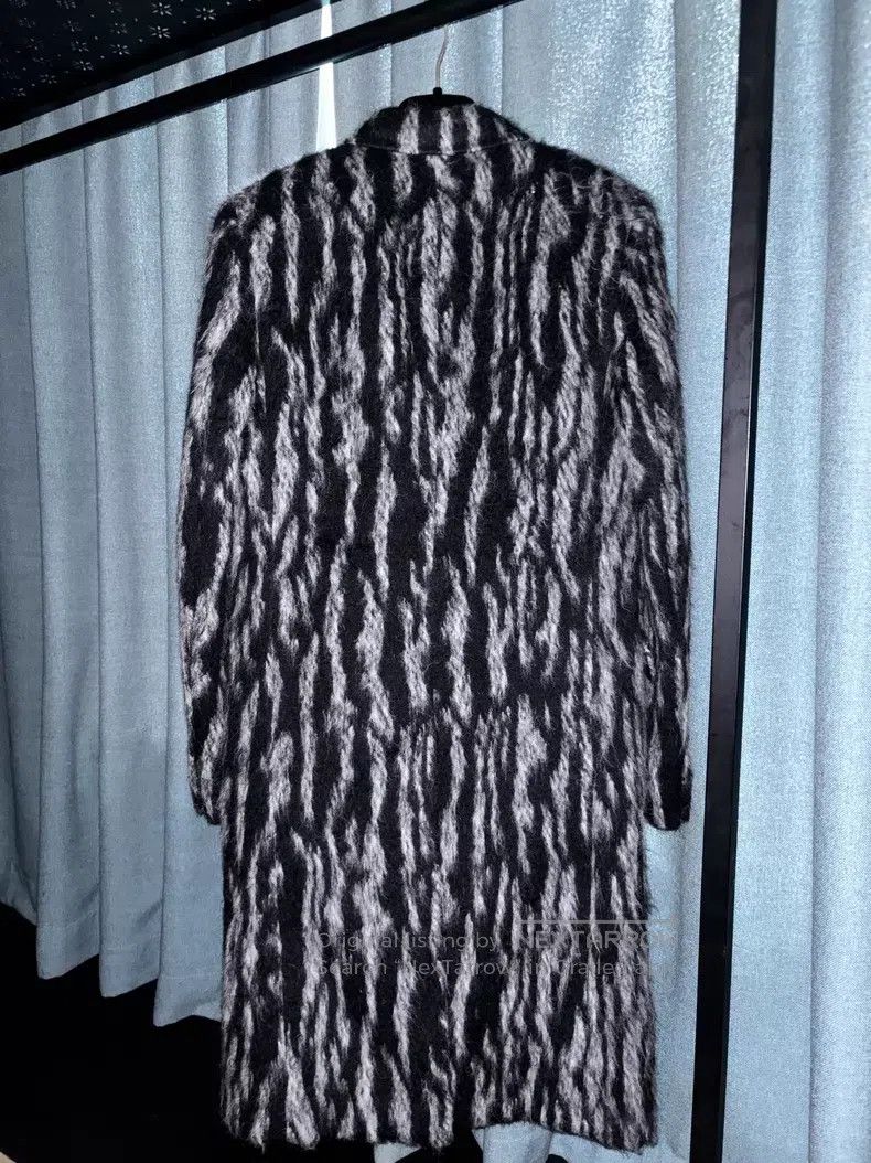 Saint Laurent Paris Saint Laurent Paris Black and grey fur coat Size US S / EU 44-46 / 1 - 2 Thumbnail