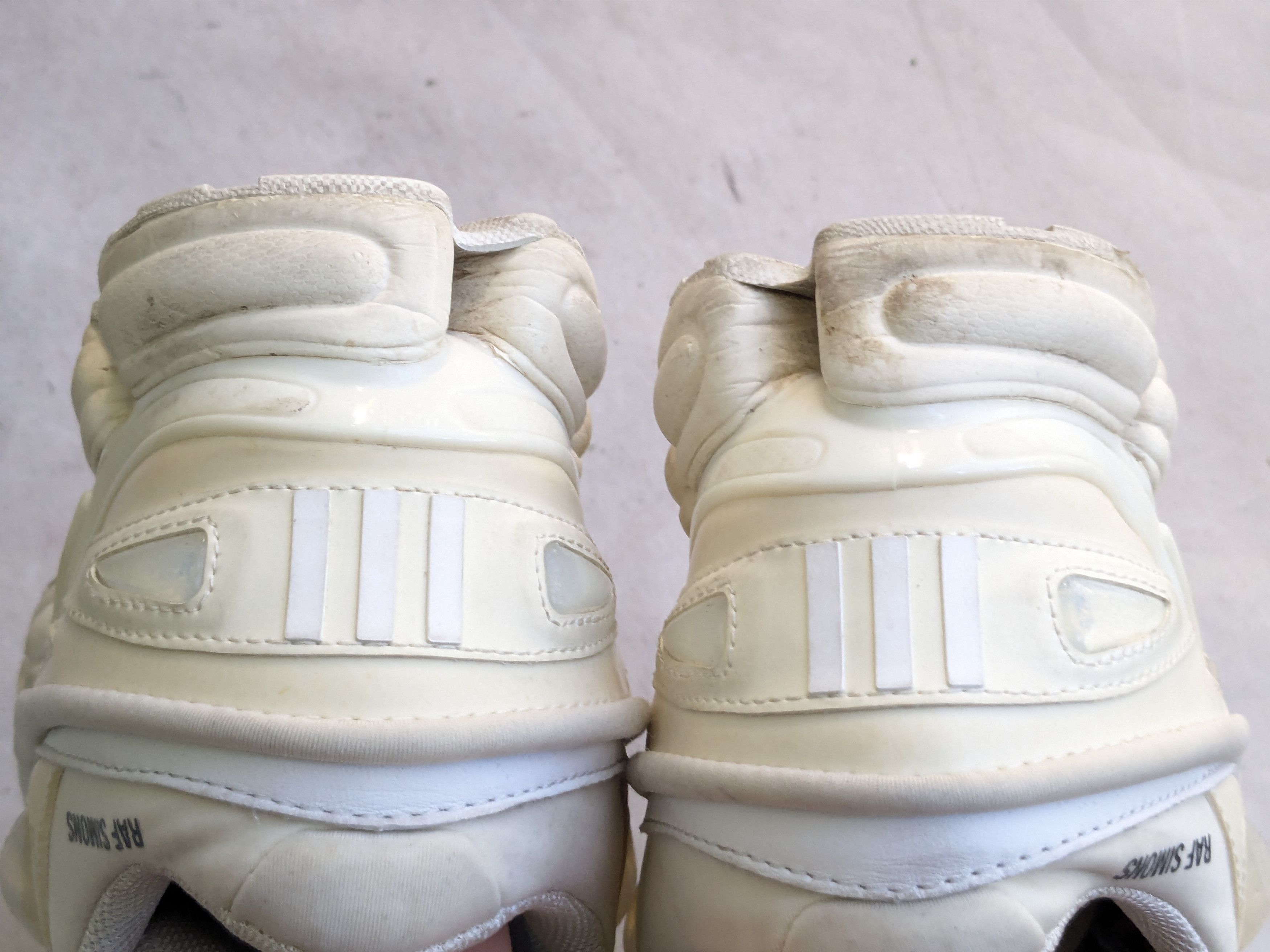 Adidas × Raf Simons Adidas x Raf Simons Ozweego Bunny 7.5 White Size US 7.5 / EU 40-41 - 9 Thumbnail