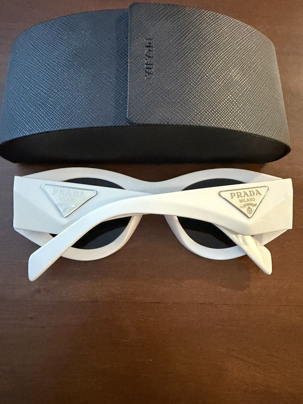 Prada Prada Round Sunglasses Size ONE SIZE - 4 Thumbnail