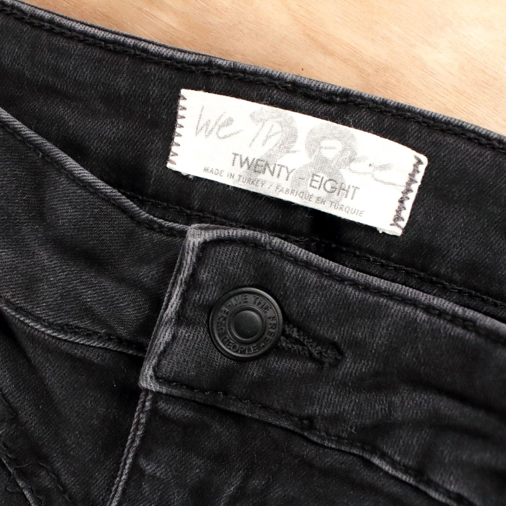 Vintage WE THE FREE skinny tapered fit bareback stretch denim jeans sz 28 indie sleaze Size 28" / US 6 / IT 42 - 4 Thumbnail