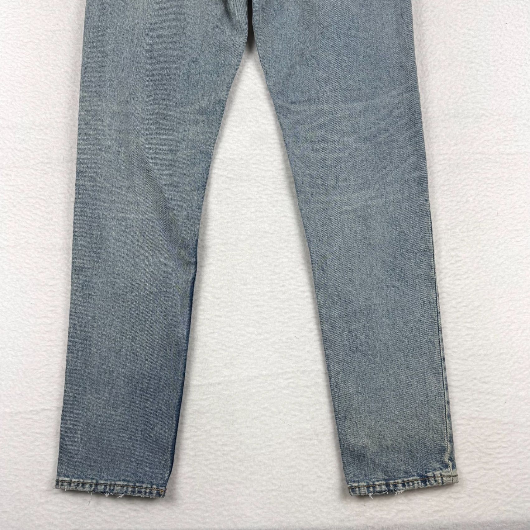 Banana Republic Banana Republic Jeans Slim Tapered Fit Light Wash 31x32 Denim Men Regular 5-Pocket Inseam 32 Vintage No Size US 31 - 4 Thumbnail