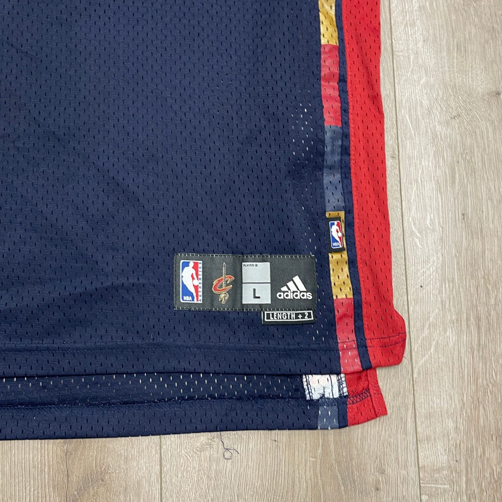 Adidas Adidas Cleveland Cavaliers LeBron James Jersey size L Size US L / EU 52-54 / 3 - 3 Thumbnail