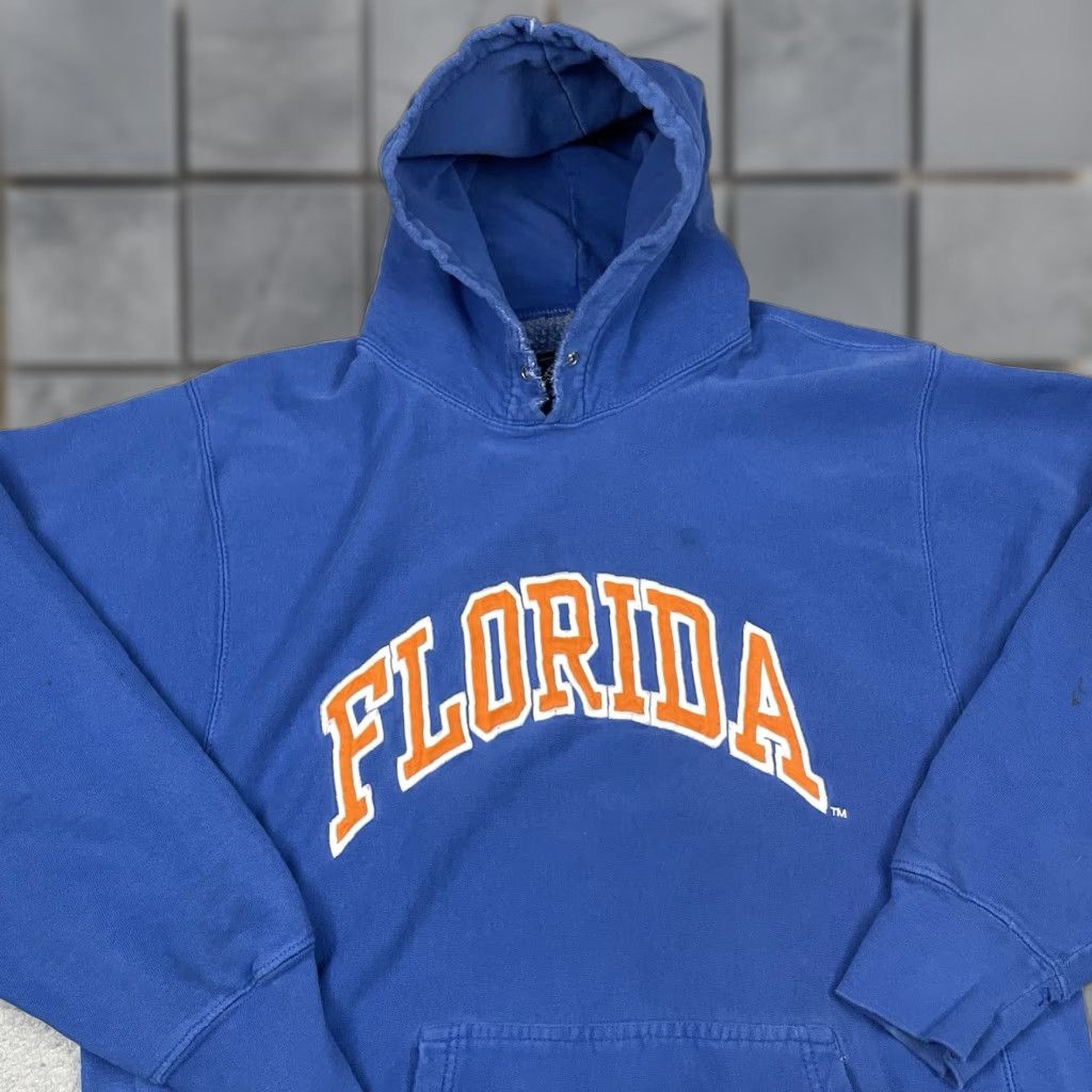 Vintage VINTAGE Florida Gators Sweatshirt Unisex Adults XL Blue Embroidered NCAA Logo Distressed College 90s Pullover Sweatshirt Size US XL / EU 56 / 4 - 1 Thumbnail