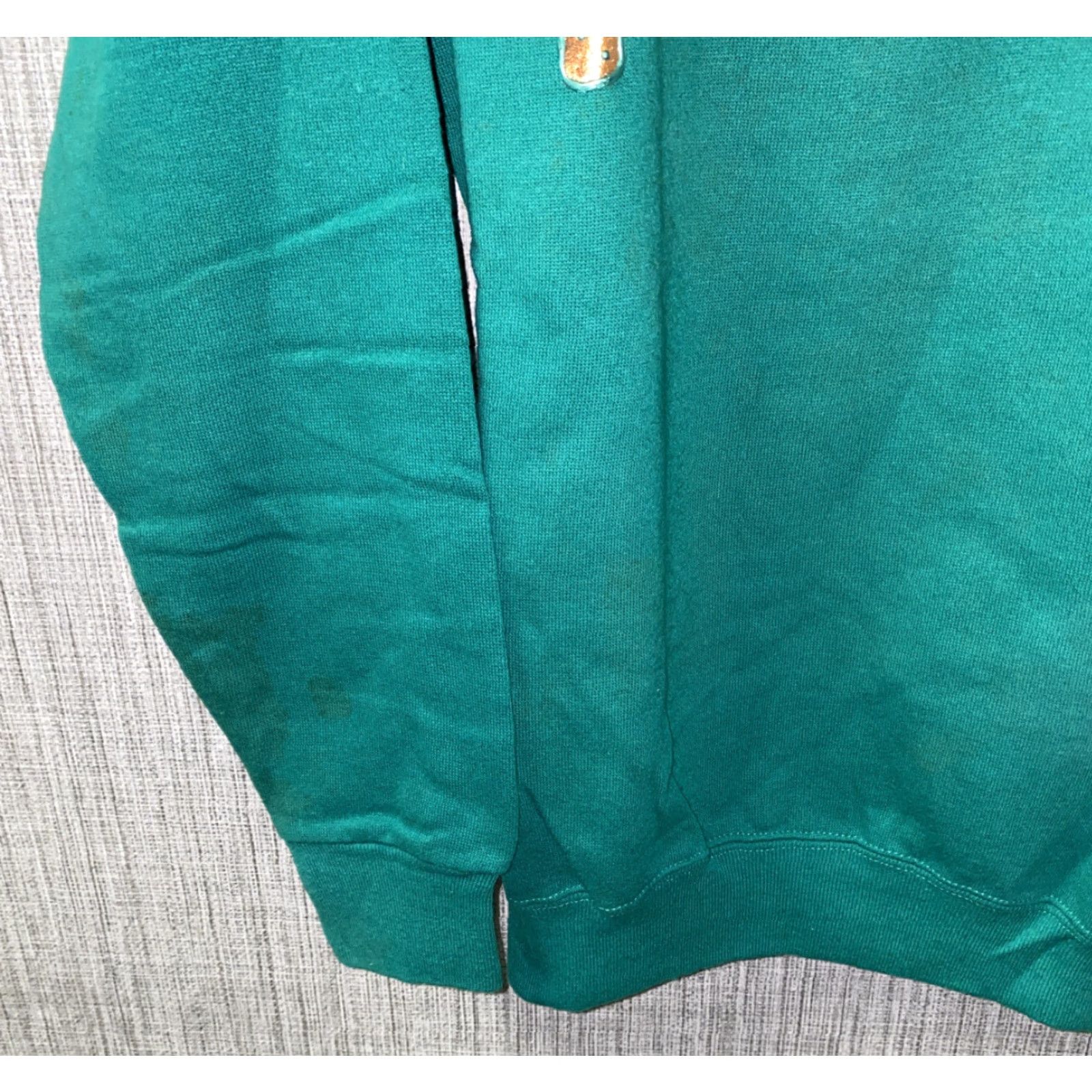 Tultex VINTAGE Tultex Men's Green Fleece Lined USA Made Embroidered Sweatshirt Size M Casual Pullover Size US M / EU 48-50 / 2 - 4 Thumbnail
