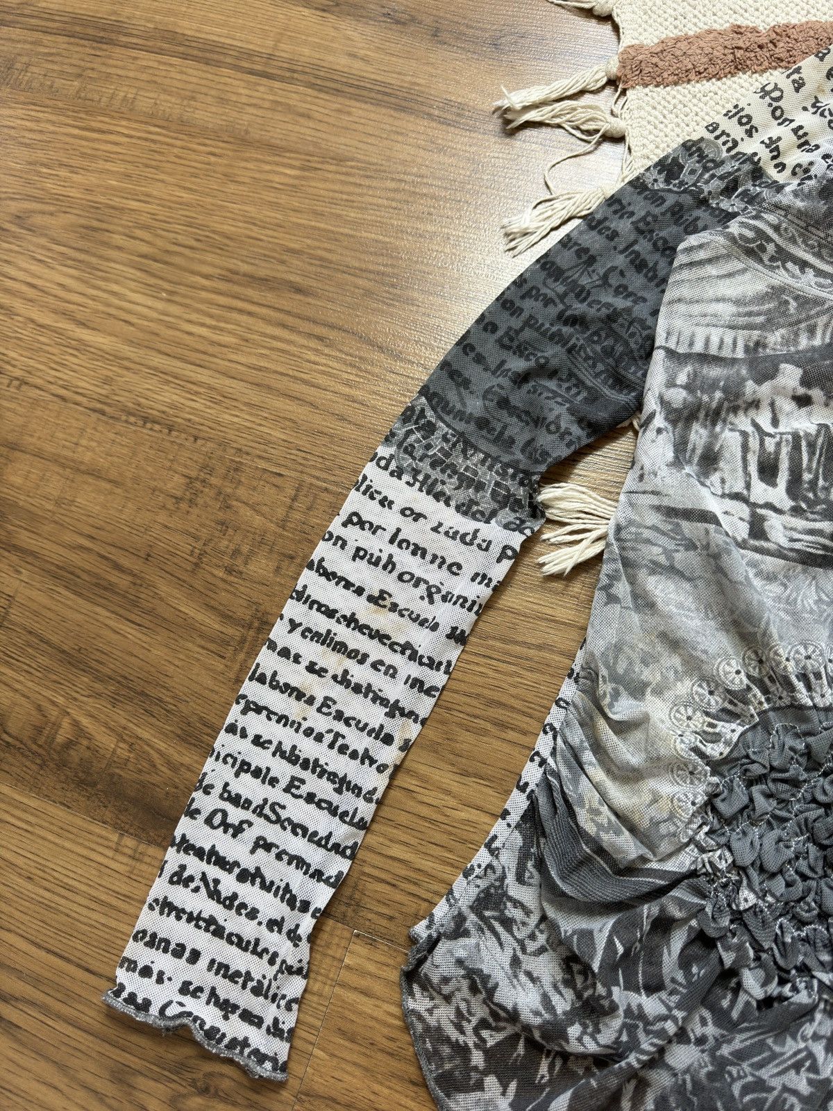 Cop Copine COP COPINE 2000s STYLE AVANT GARDE MESH PRINTED LONG SLEEVE Size L / US 10 / IT 46 - 5 Thumbnail