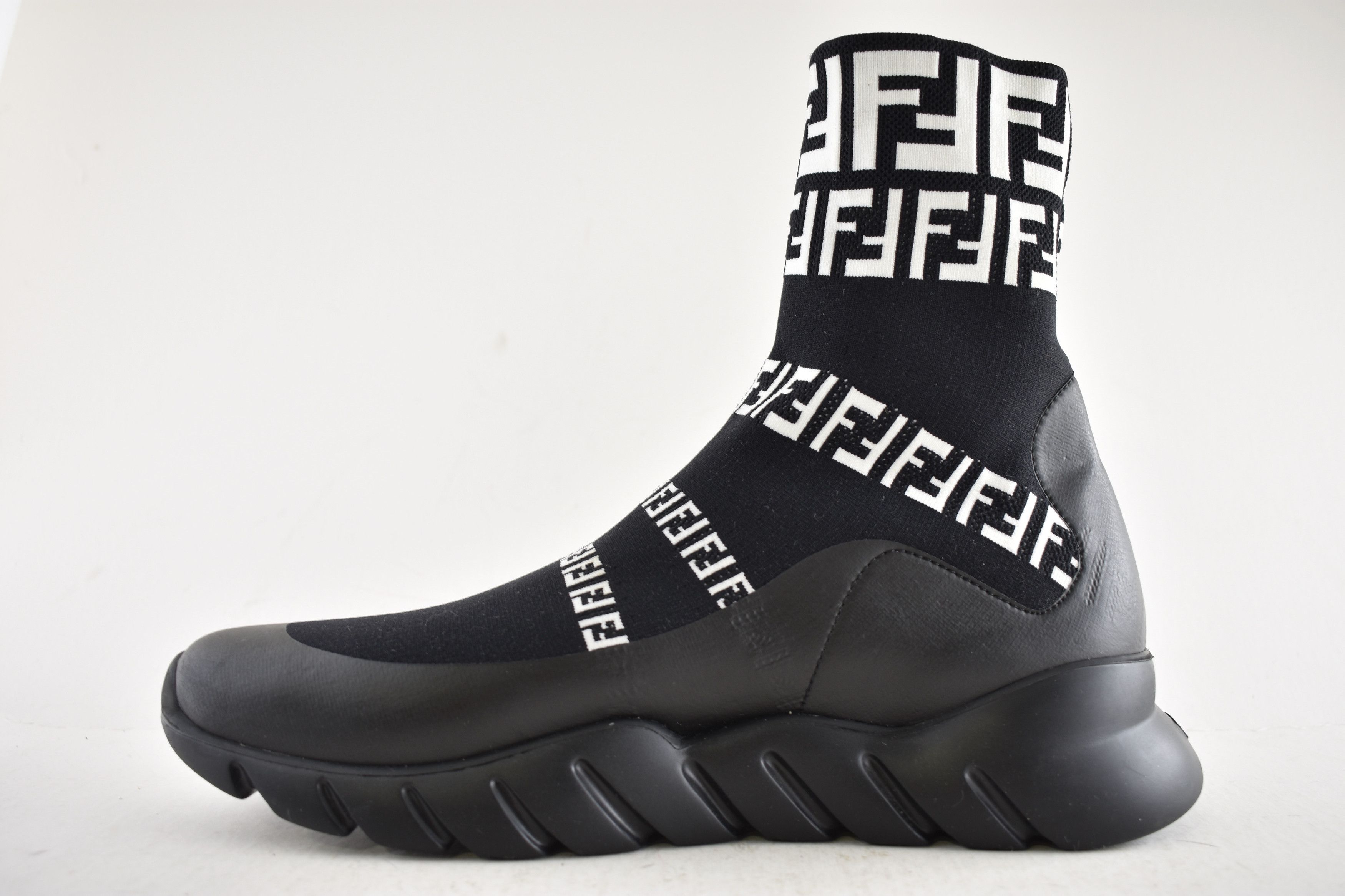 Fendi Fendi White FF Logo Knit Sock Trainer Sneaker UK 9 US 10 Size US 10 / EU 43 - 7 Thumbnail