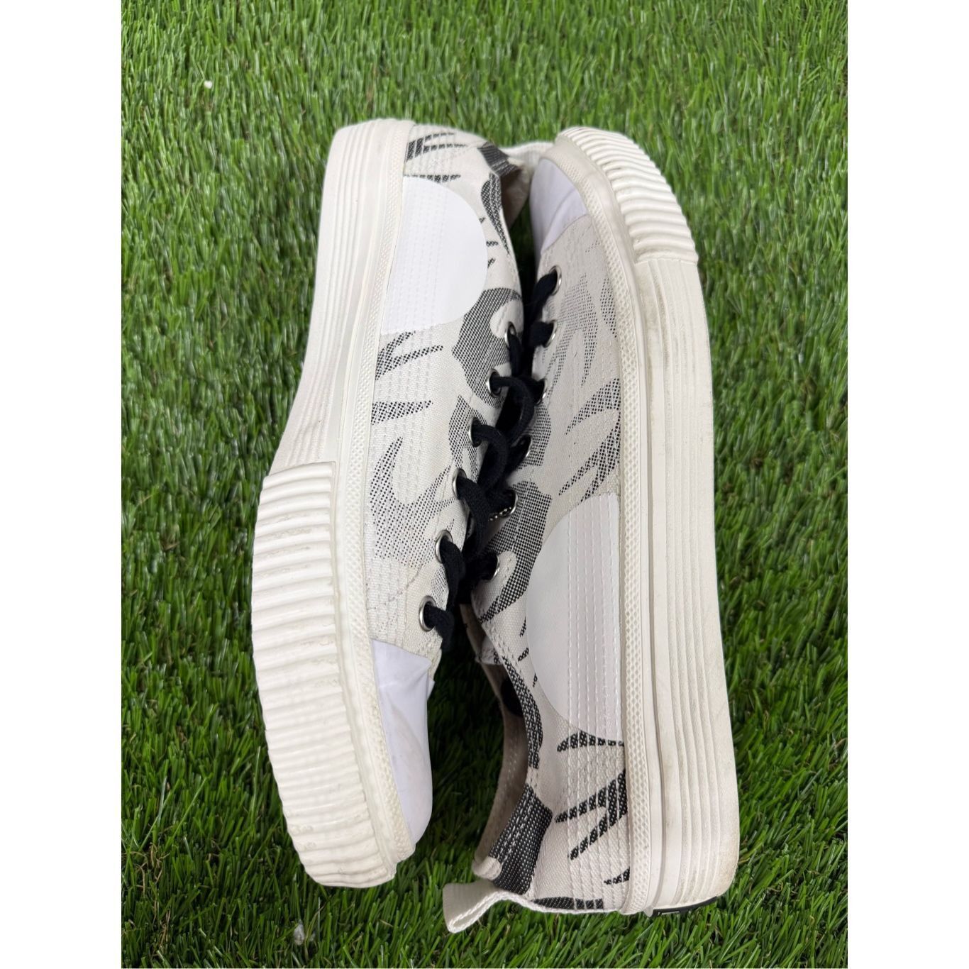 McQ Alexander McQueen McQ By Alexander McQueen Men's Swallow Swarm Vulc Low-Top Sn Size US 10 / EU 43 - 7 Thumbnail