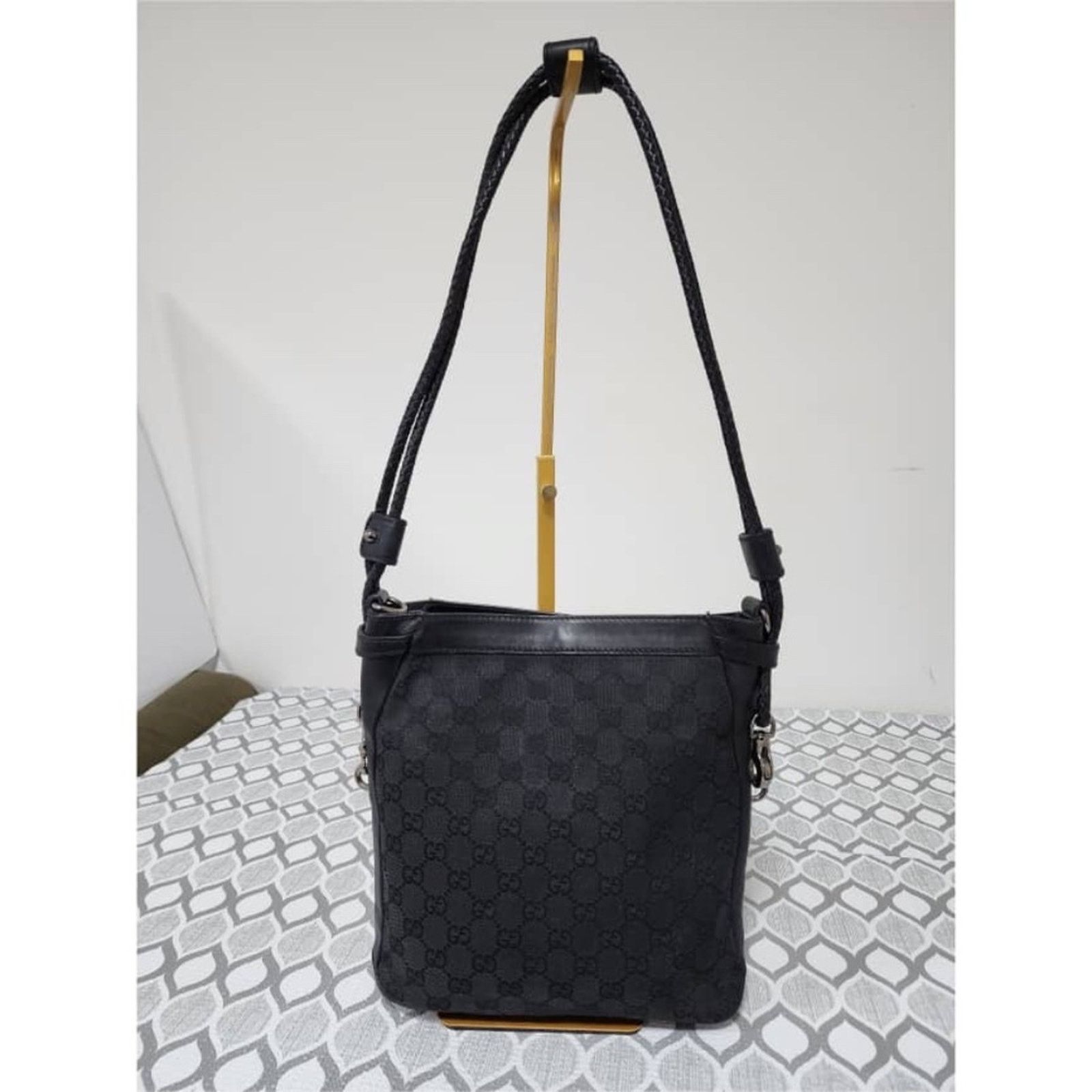 Gucci Authentic GUCCI GG Canvas Shoulder Bag Black Size ONE SIZE - 3 Thumbnail