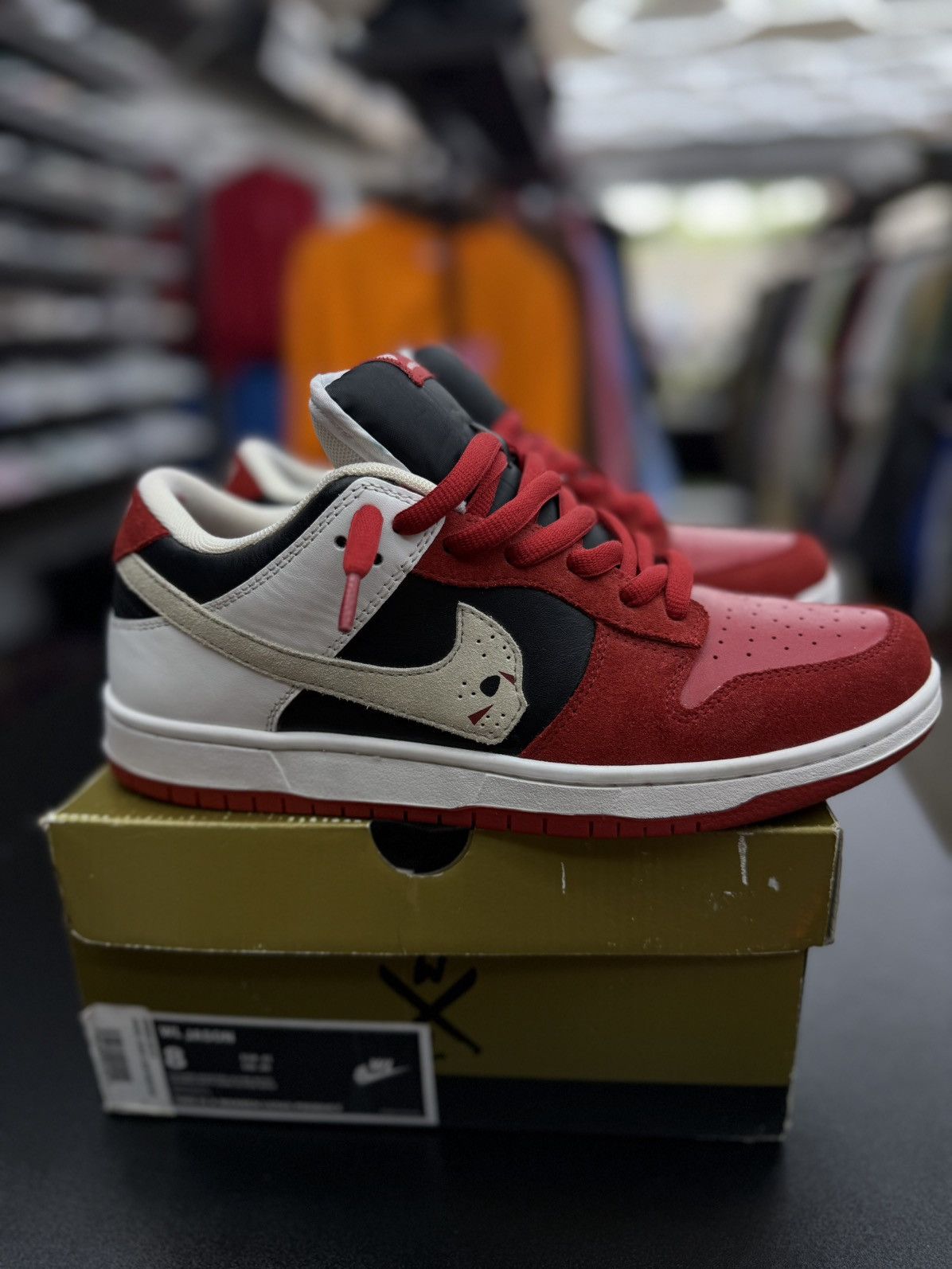 Warren Lotas Warren Lotas Red JASON Dunk Lawsuit Pair 8 Men’s Rare Size US 8 / EU 41 - 18 Thumbnail